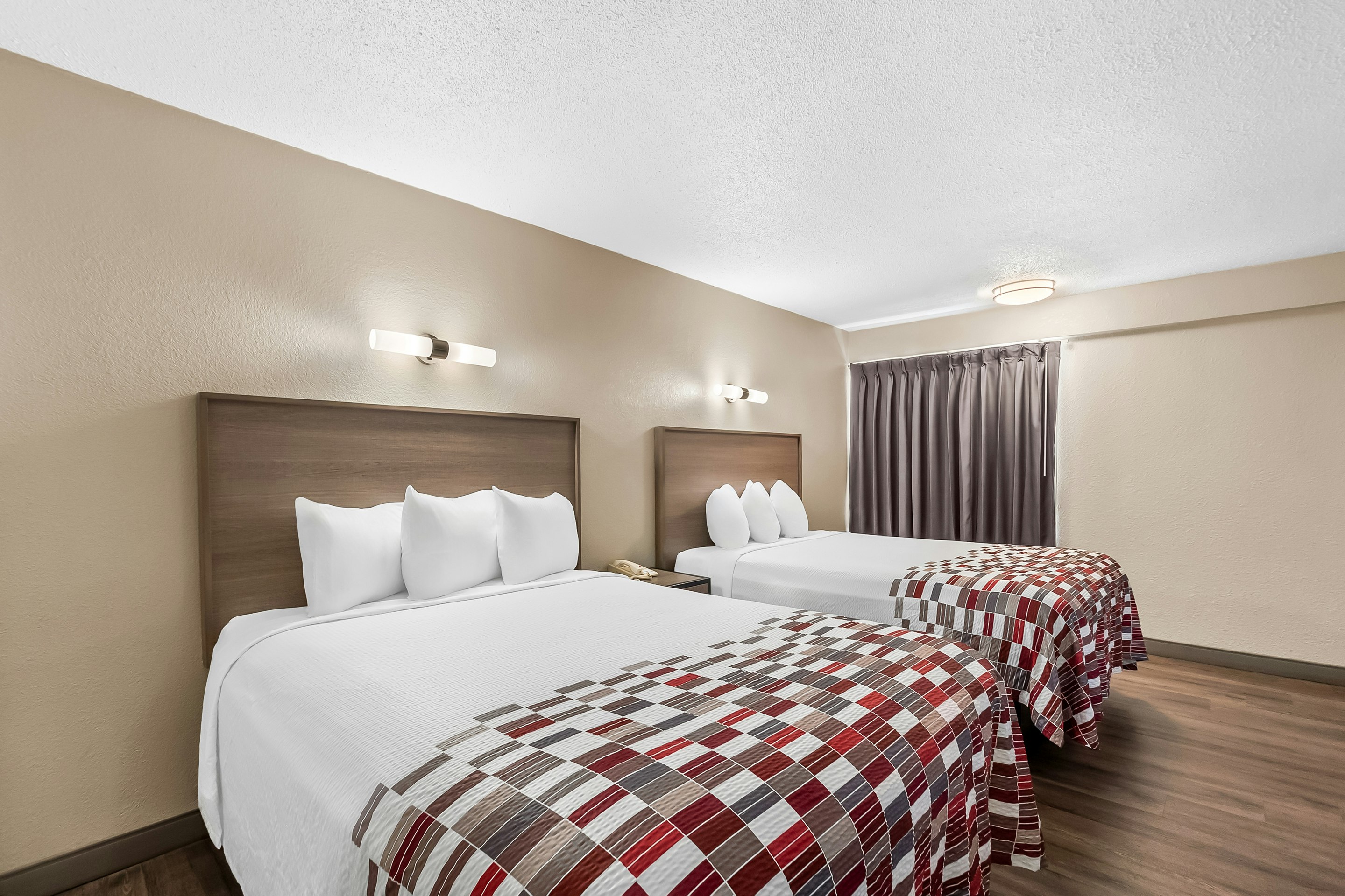 ADA Accessible 2 Queen Beds Non-Smoking