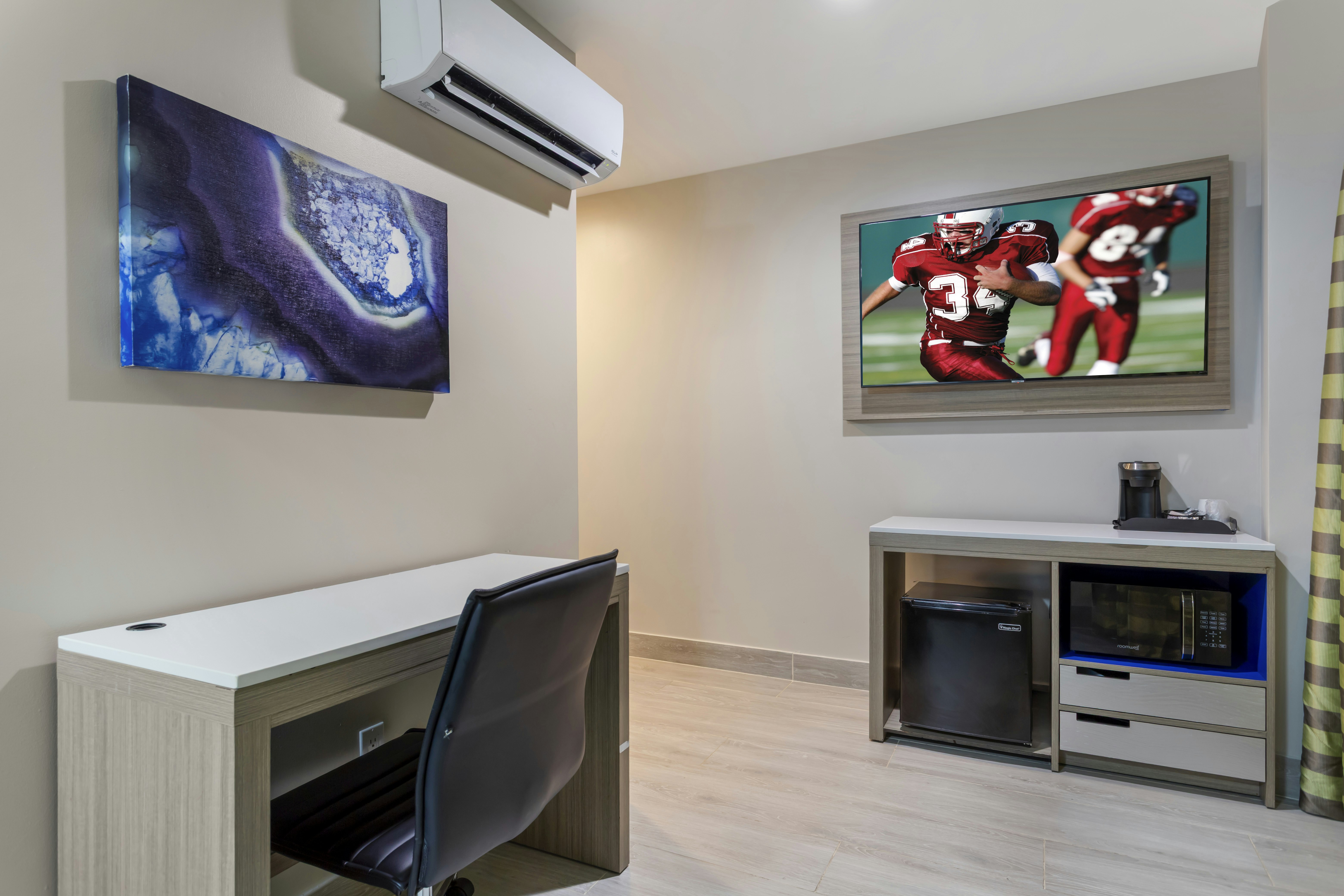 Red Roof PLUS+ Brooklyn – Flatbush Ave