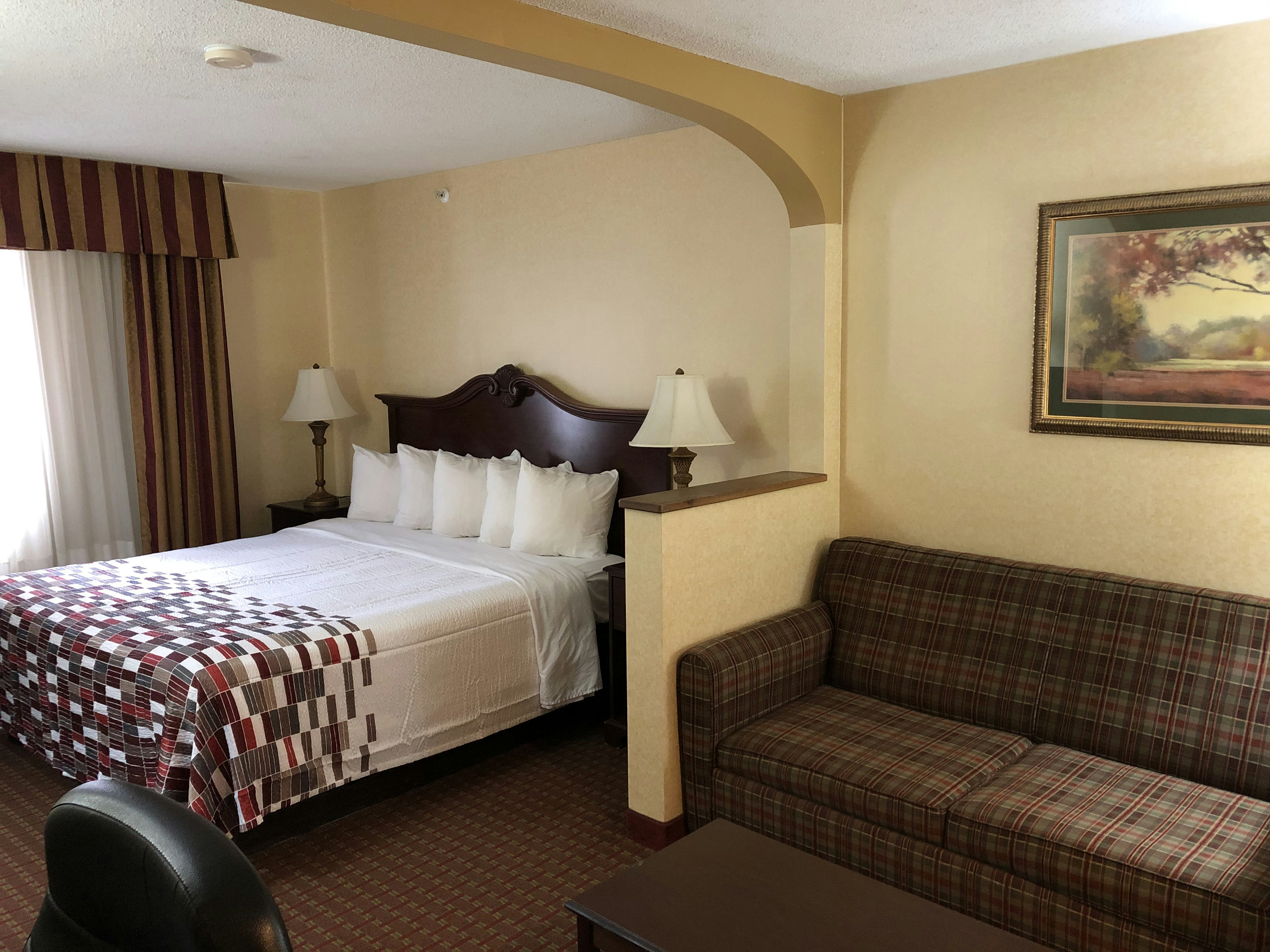 Red Roof Inn Suites Chestertown