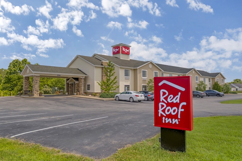 Red Roof Inn Charlestown