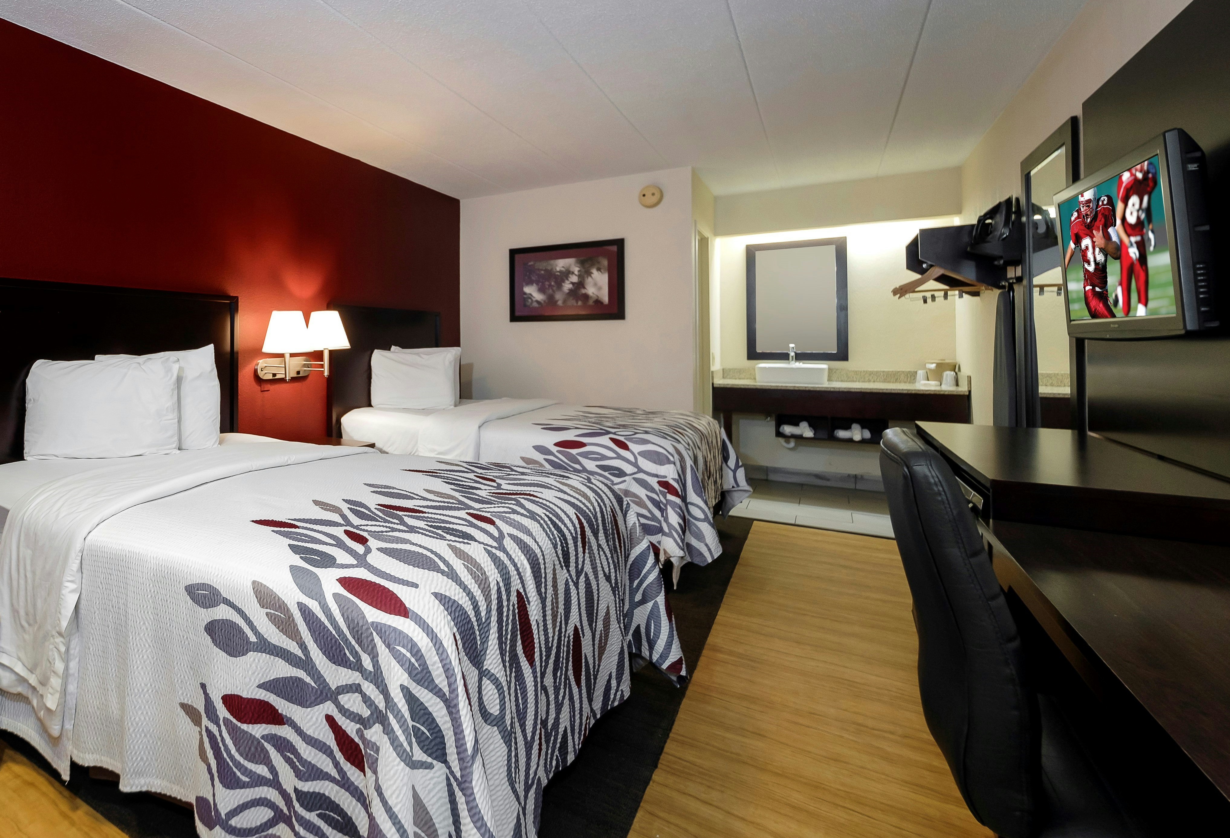 Deluxe 2 Full Beds Non-Smoking