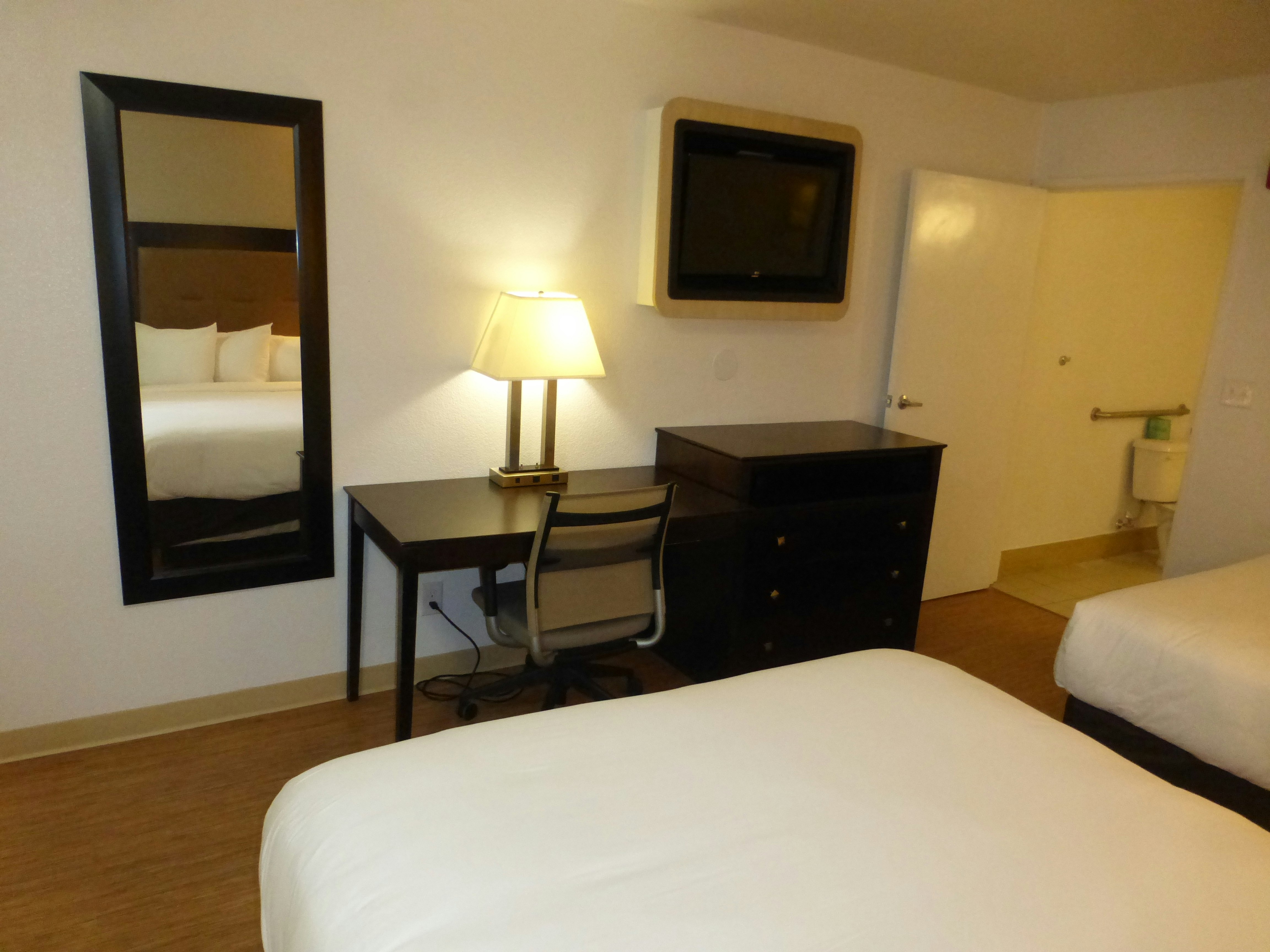 ADA Accessible Deluxe 2 Queen Beds Non-Smoking