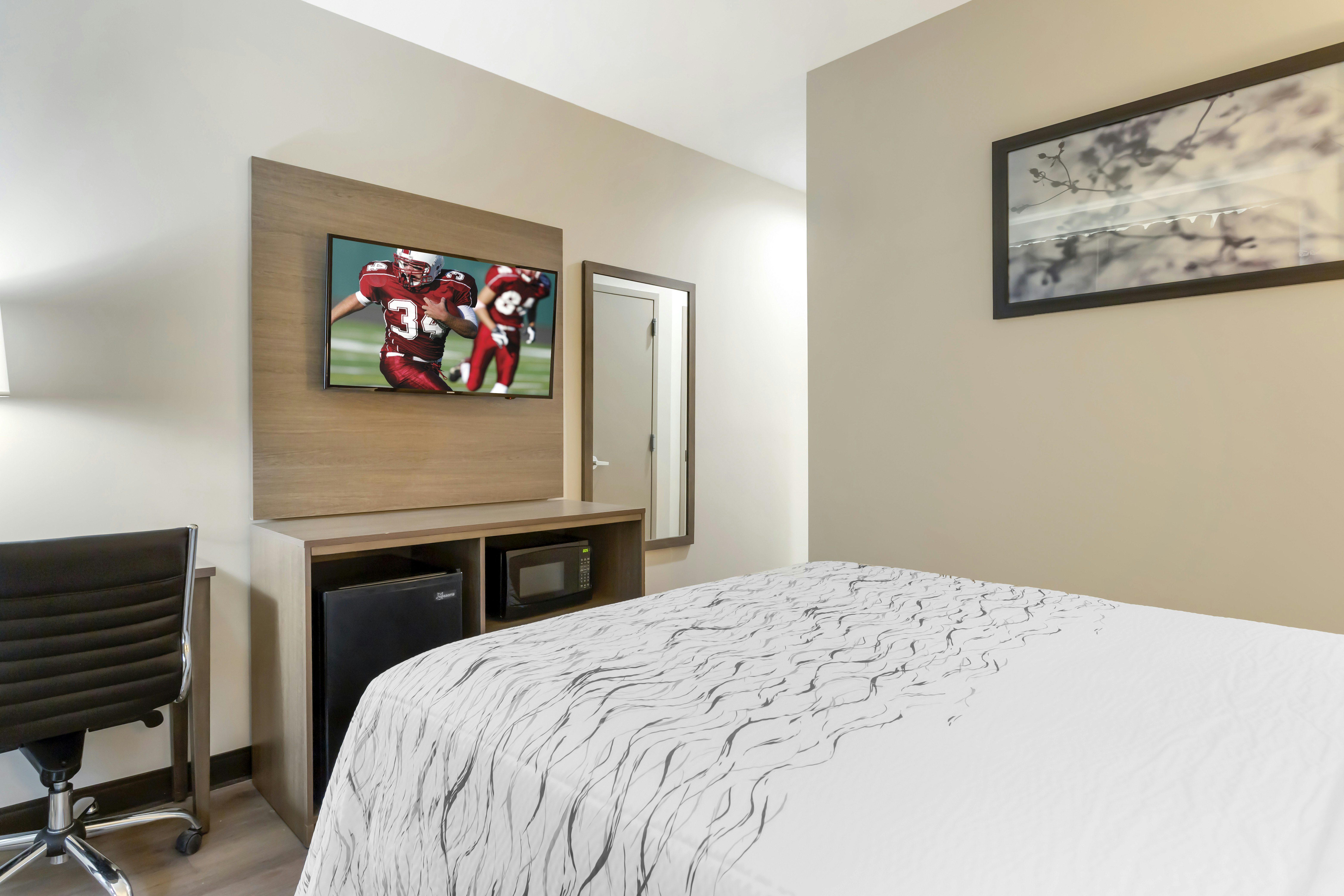 Red Roof PLUS+ Jamaica, NY – JFK Airport