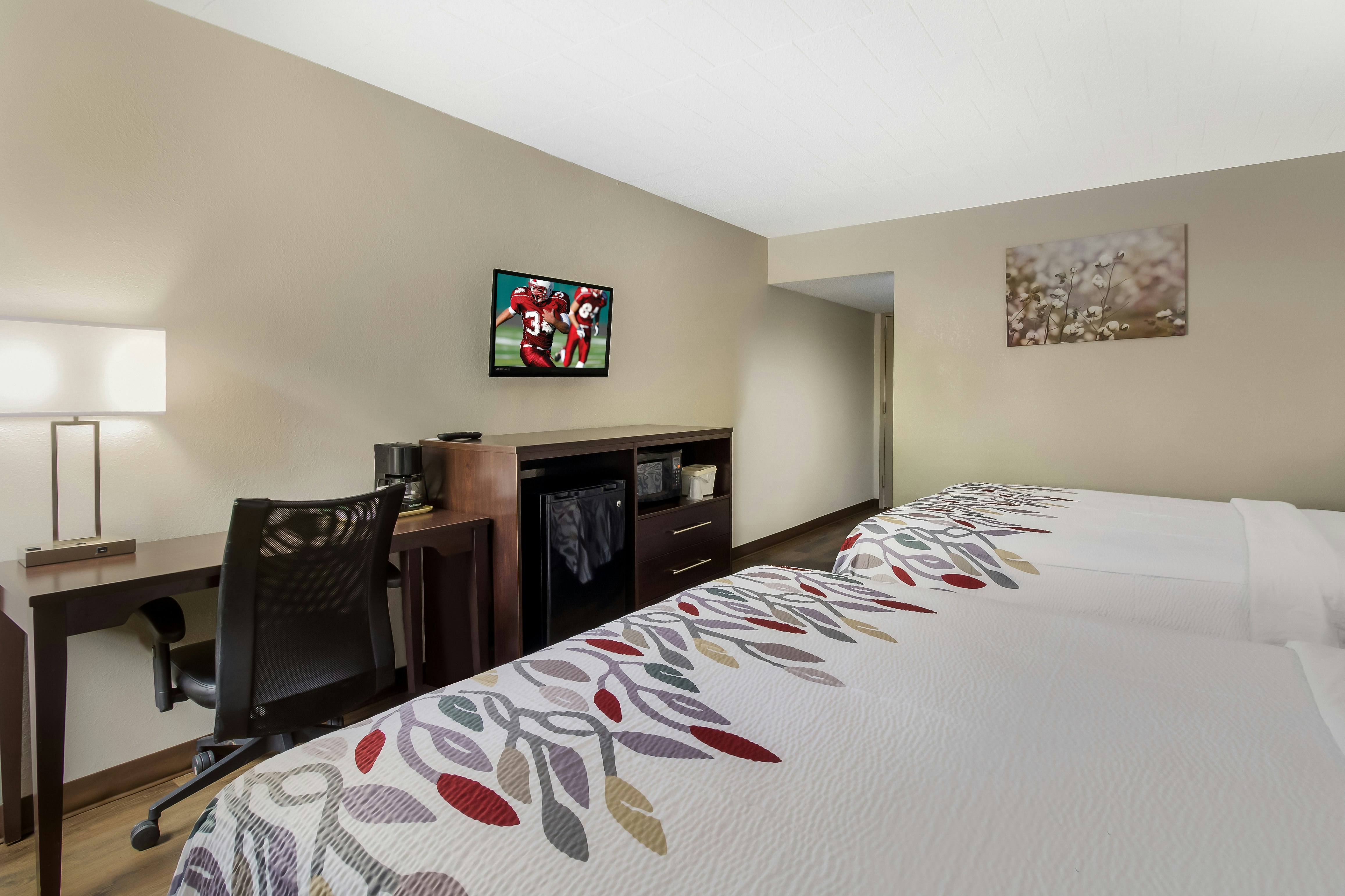 Deluxe 2 Queen Beds Non-Smoking