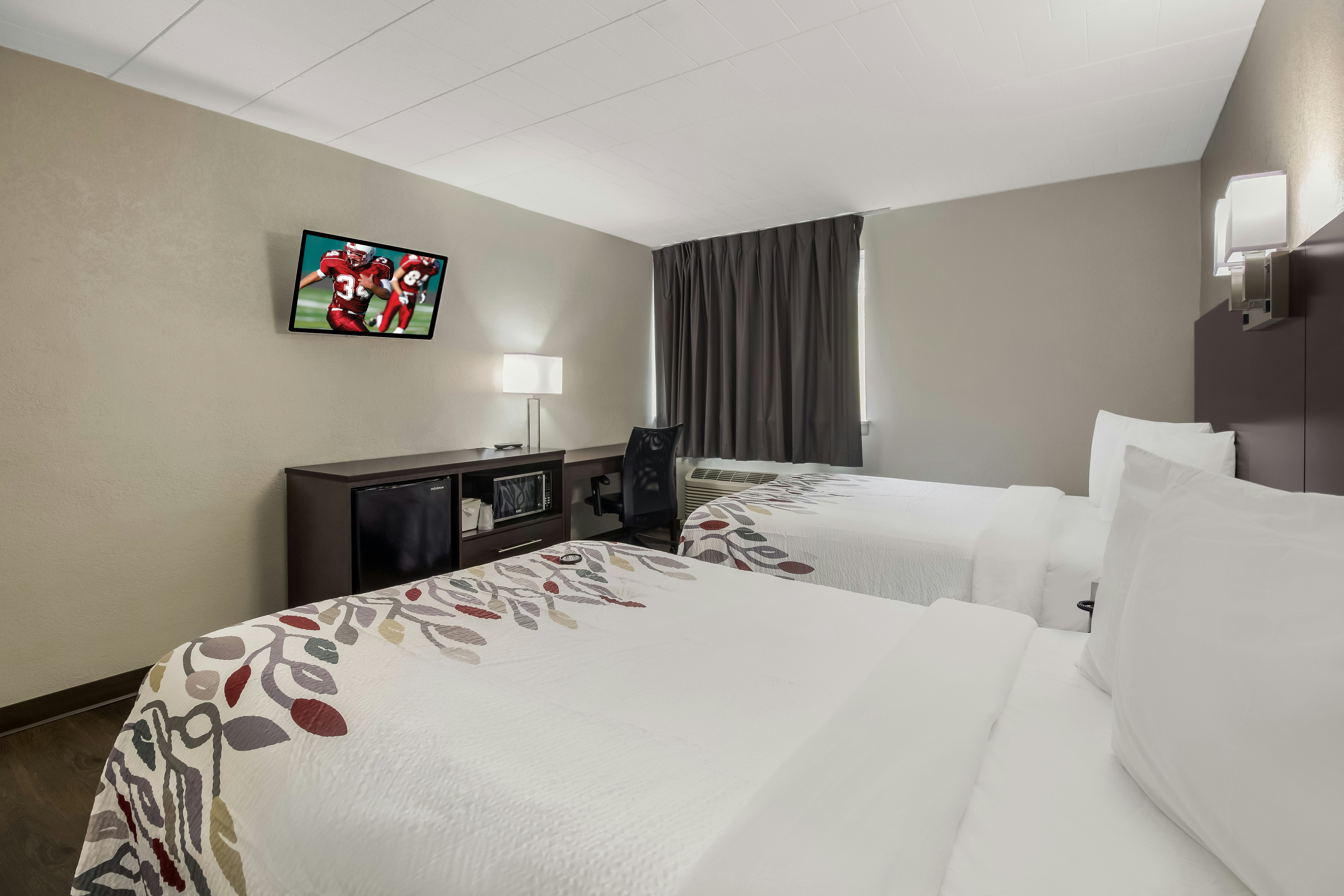 Deluxe 2 Full Beds Non-Smoking