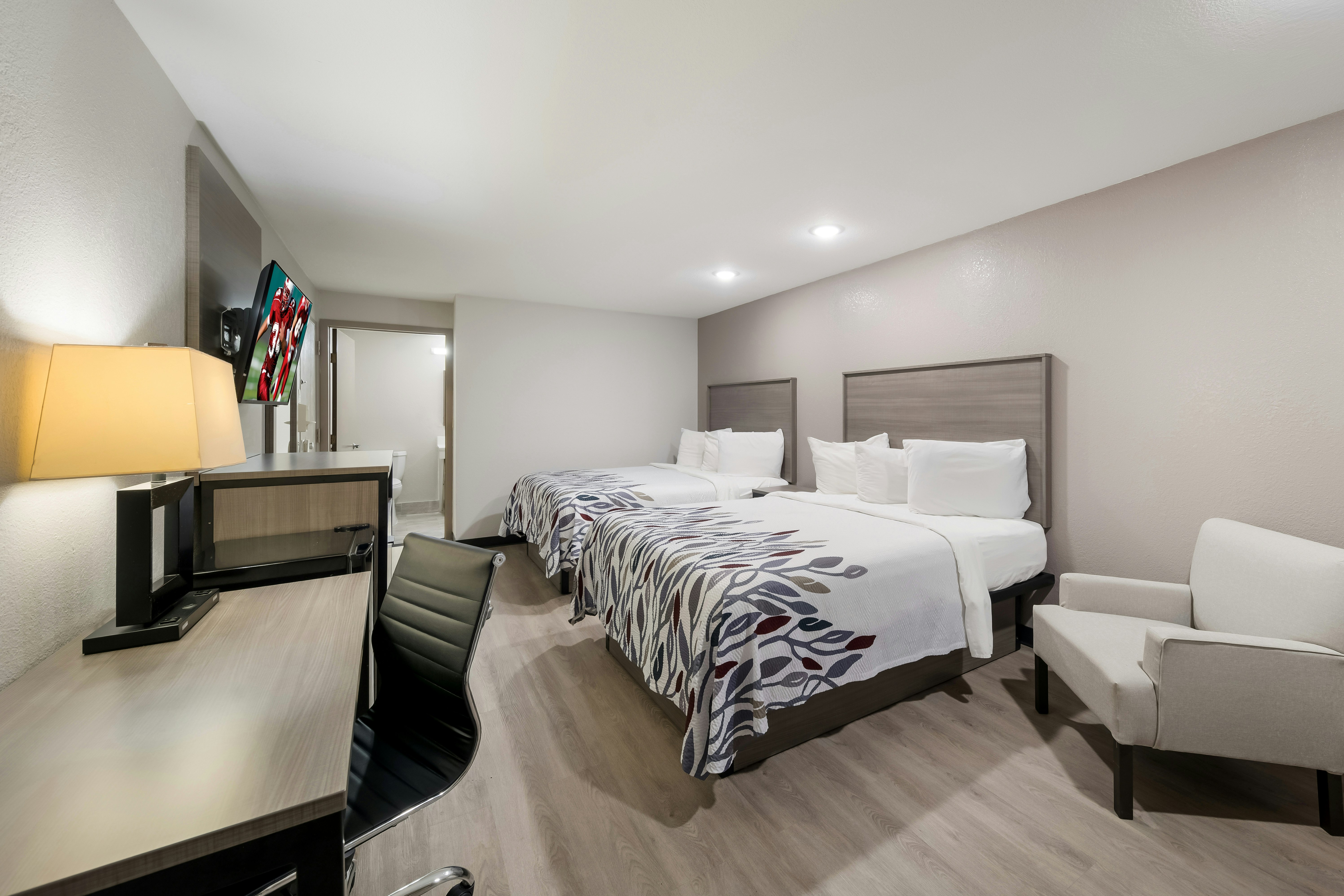 ADA Accessible Deluxe 2 Queen Beds Poolside Non-Smoking
