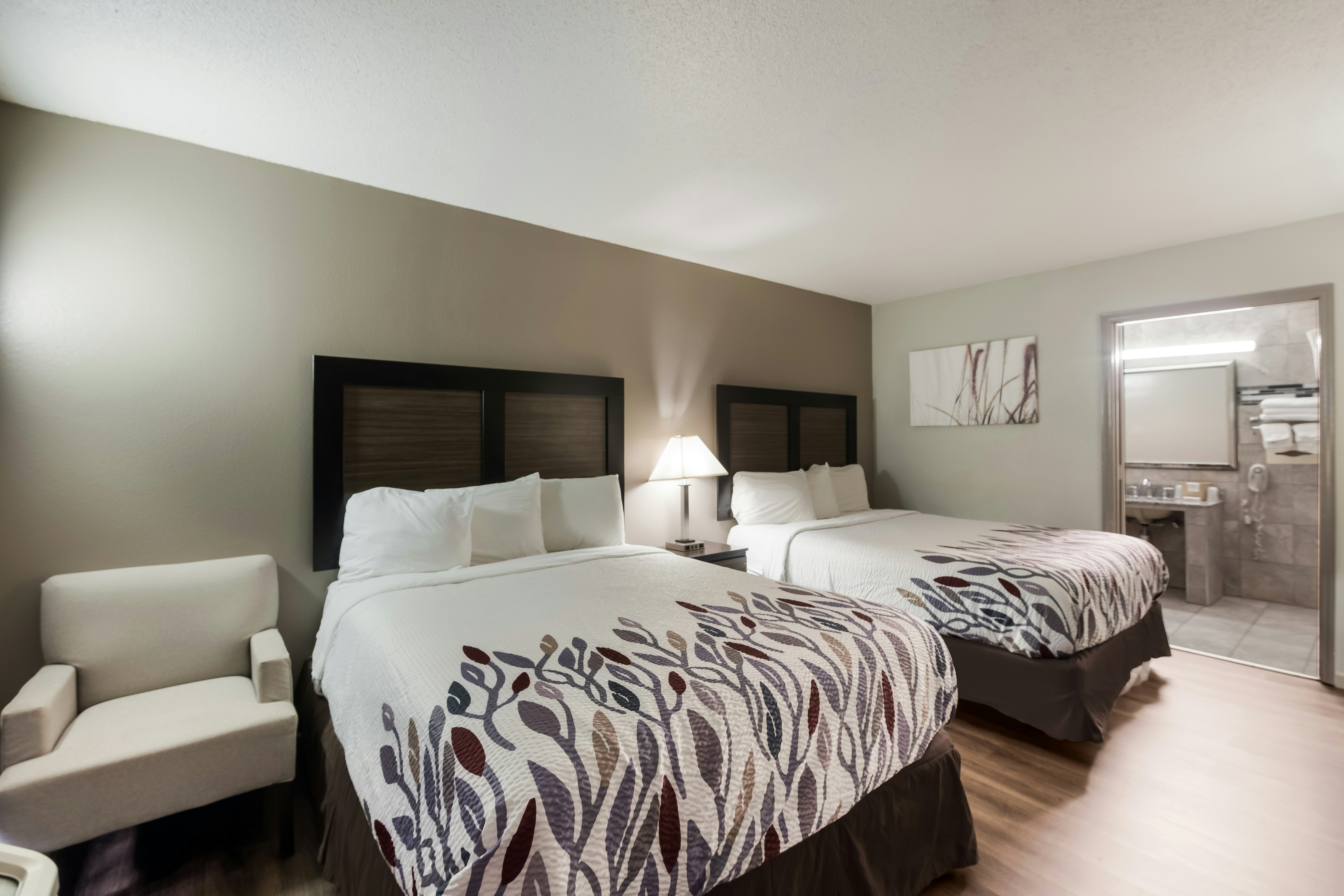 ADA Accessible Deluxe 2 Queen Beds Non-Smoking