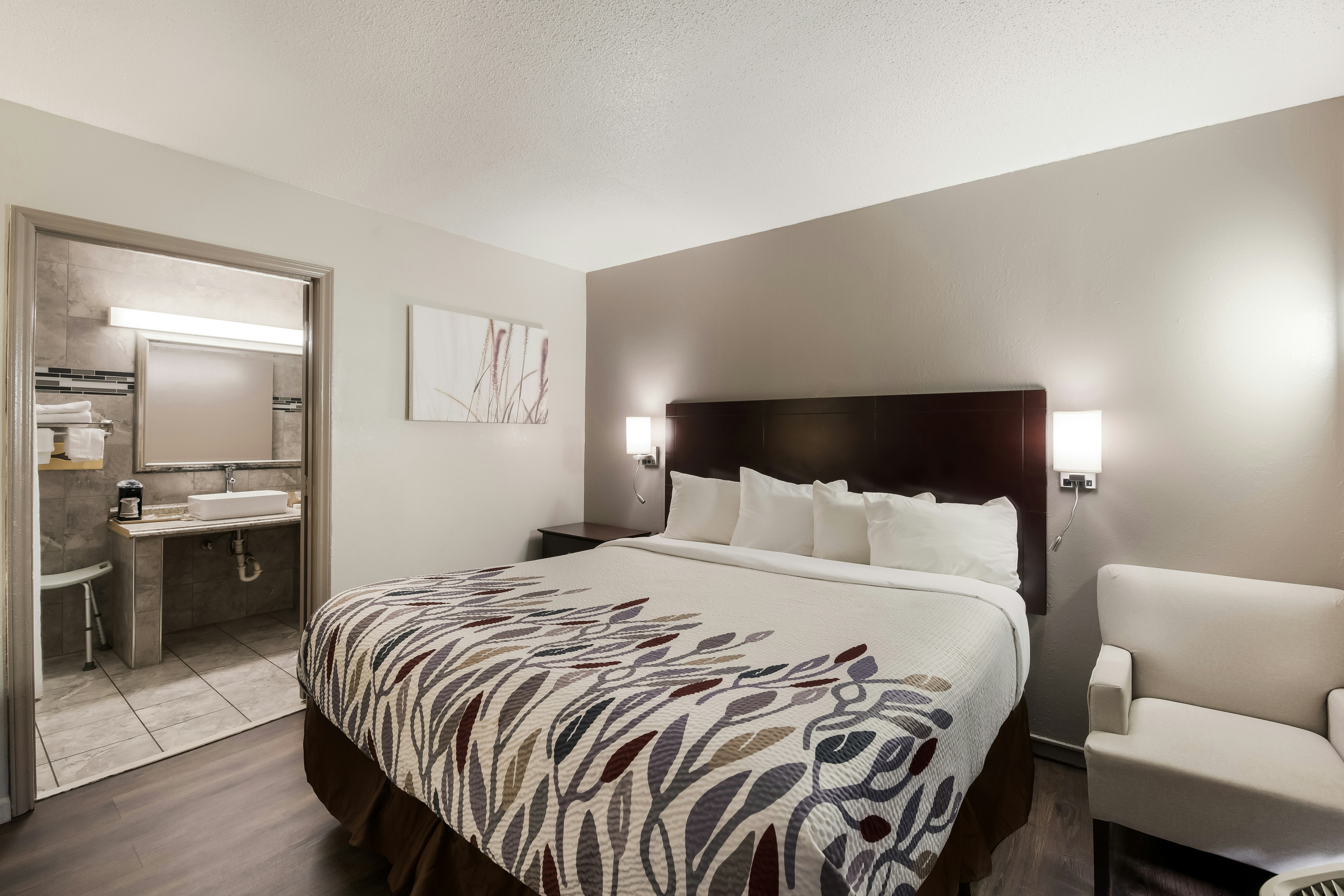 Red Roof Inn Lenoir