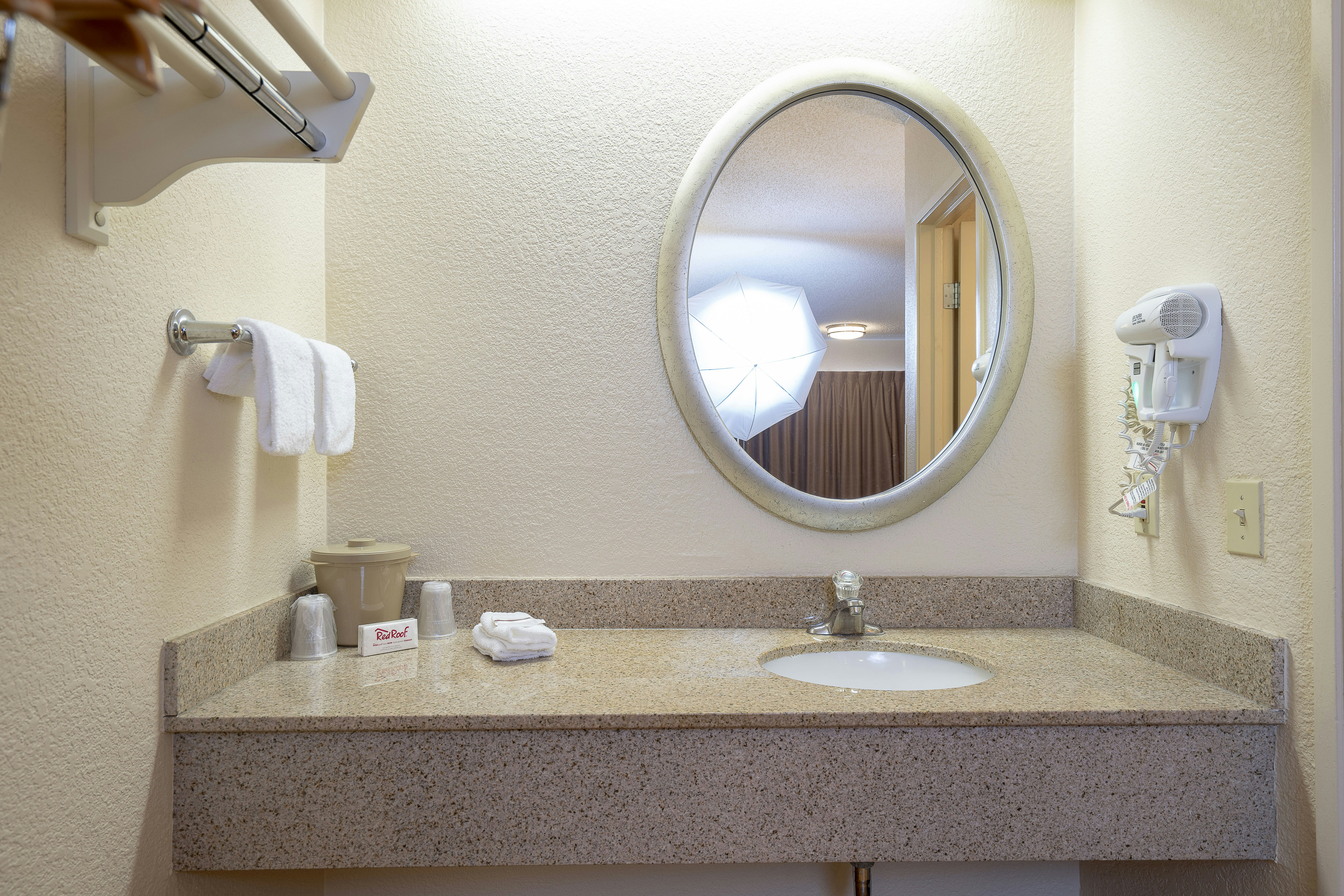 Red Roof Inn Cleveland – Mentor/ Willoughby