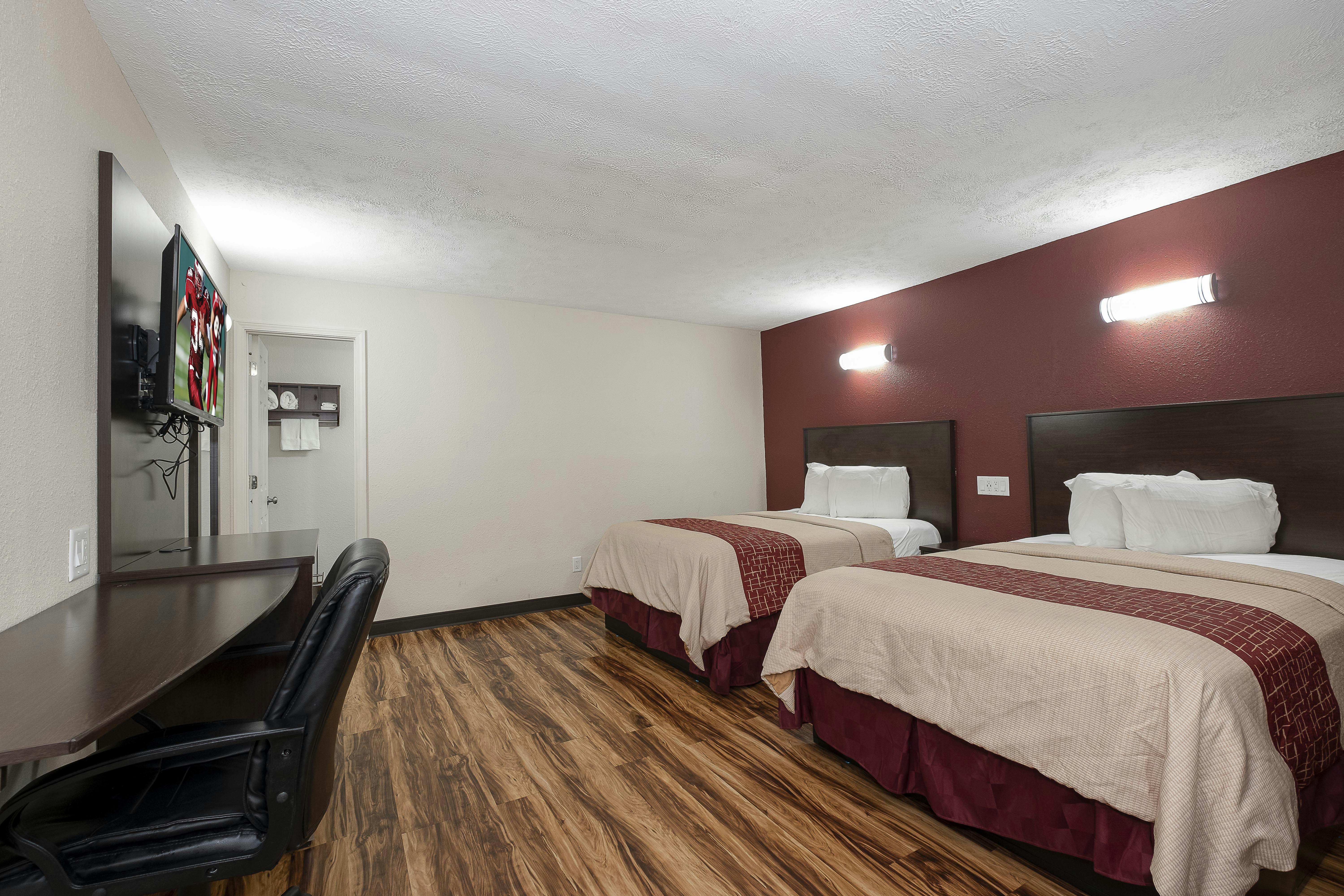 ADA Deluxe 2 Full Beds Non-Smoking