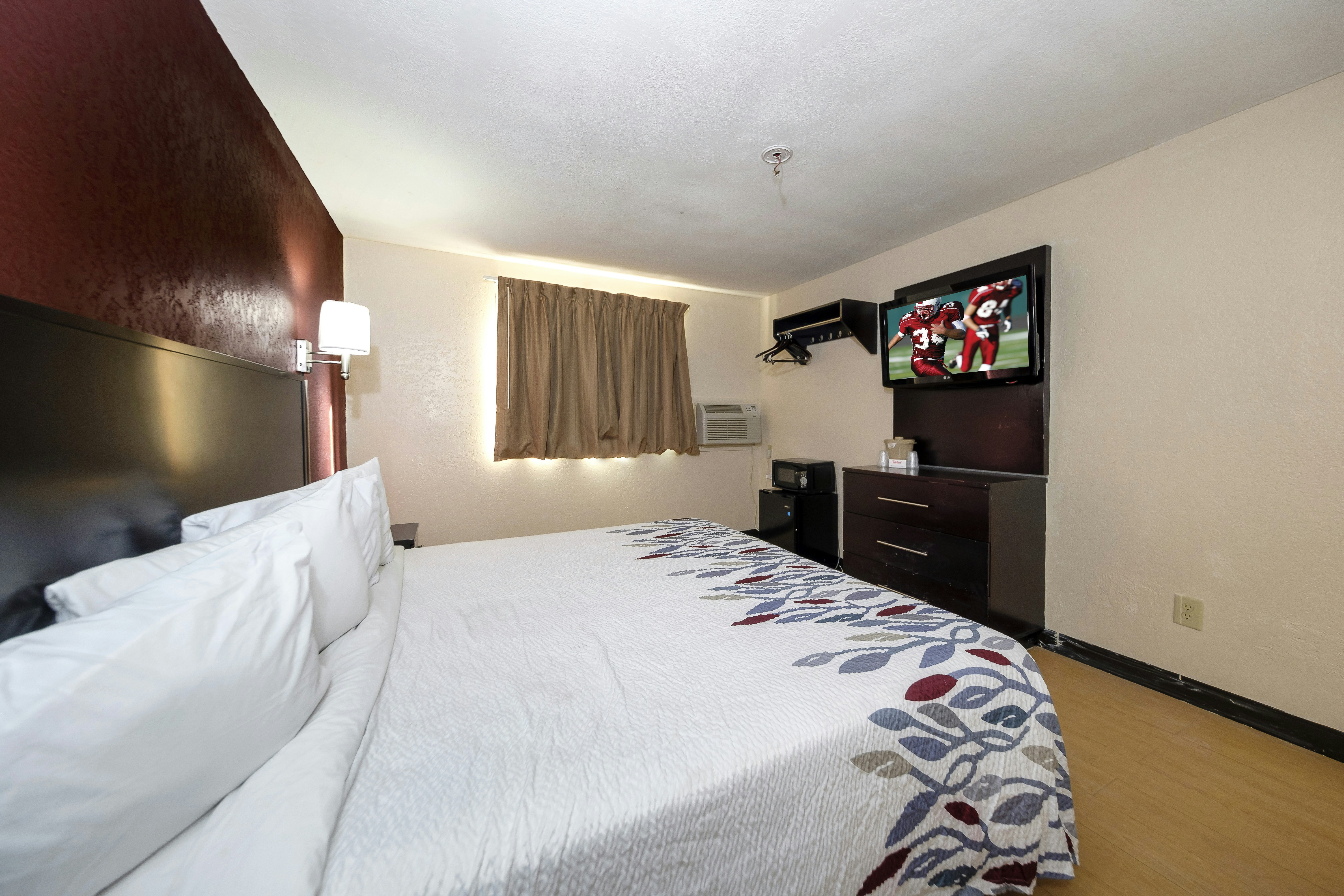Red Roof Inn Jacksonville – Cruise Port