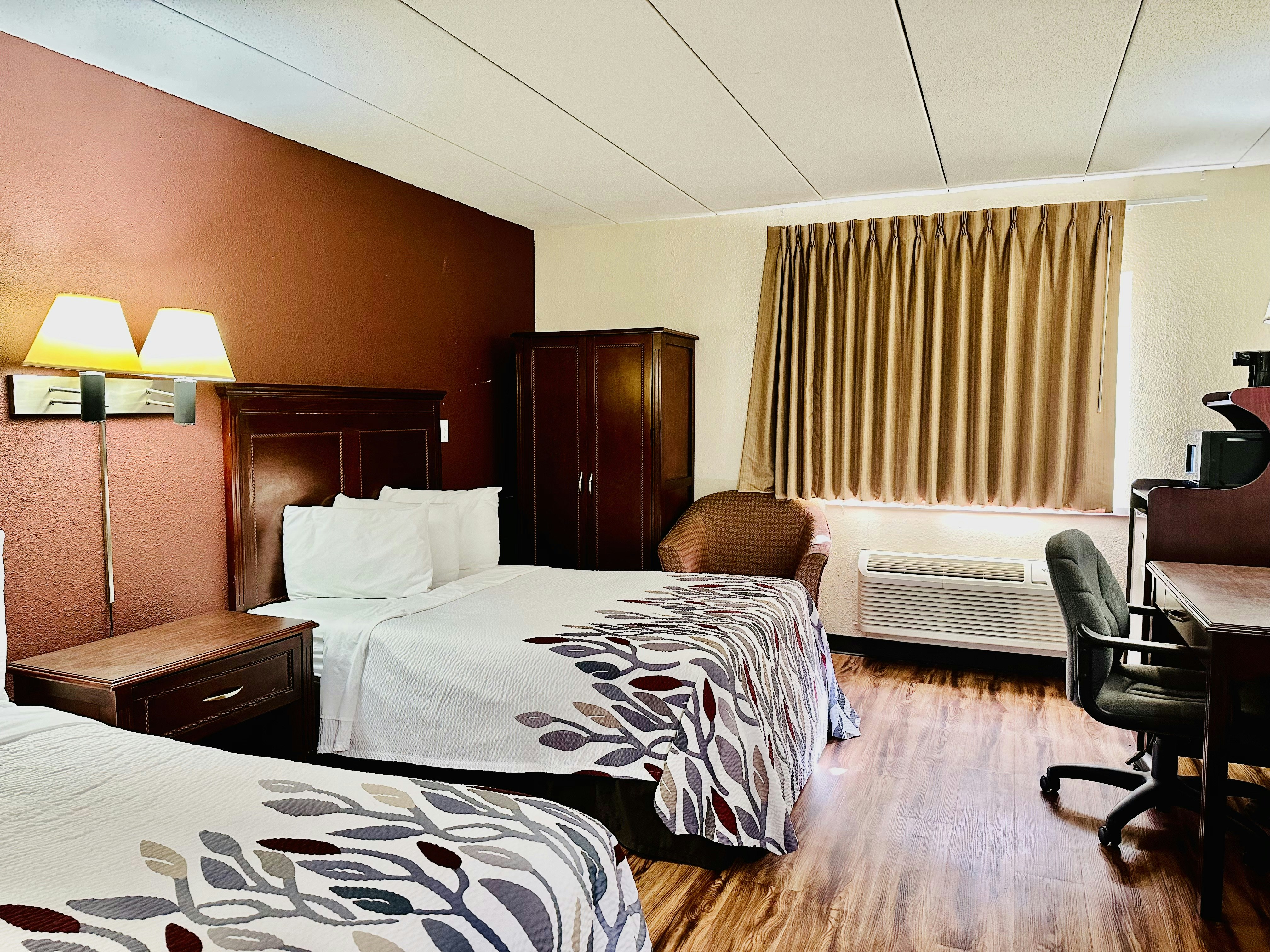 Deluxe 2 Queen Beds Non-Smoking