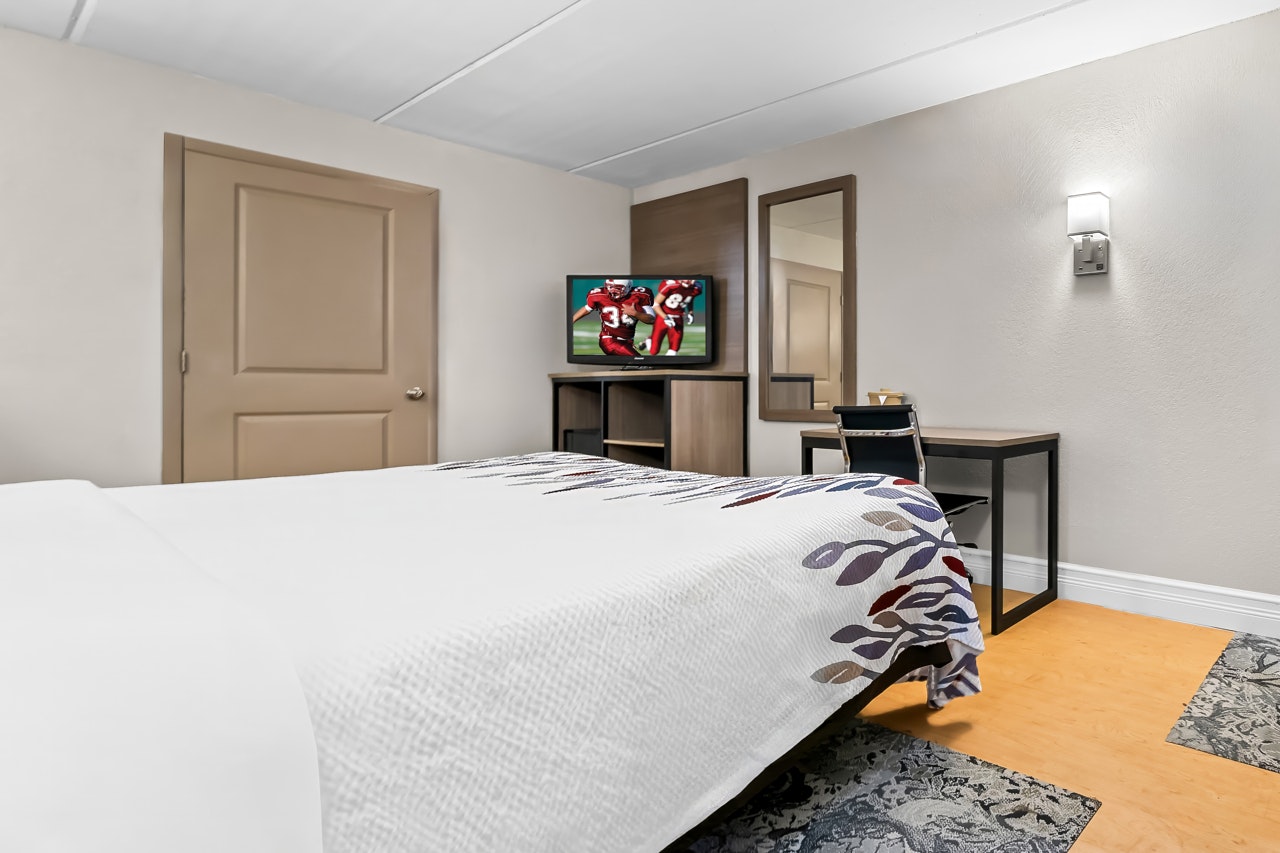 Red Roof Inn Tampa Fairgrounds – Casino