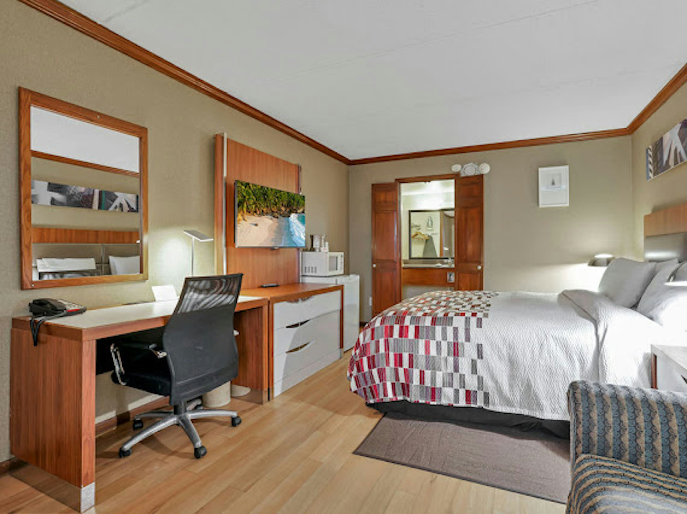 Red Roof Inn Uhrichsville