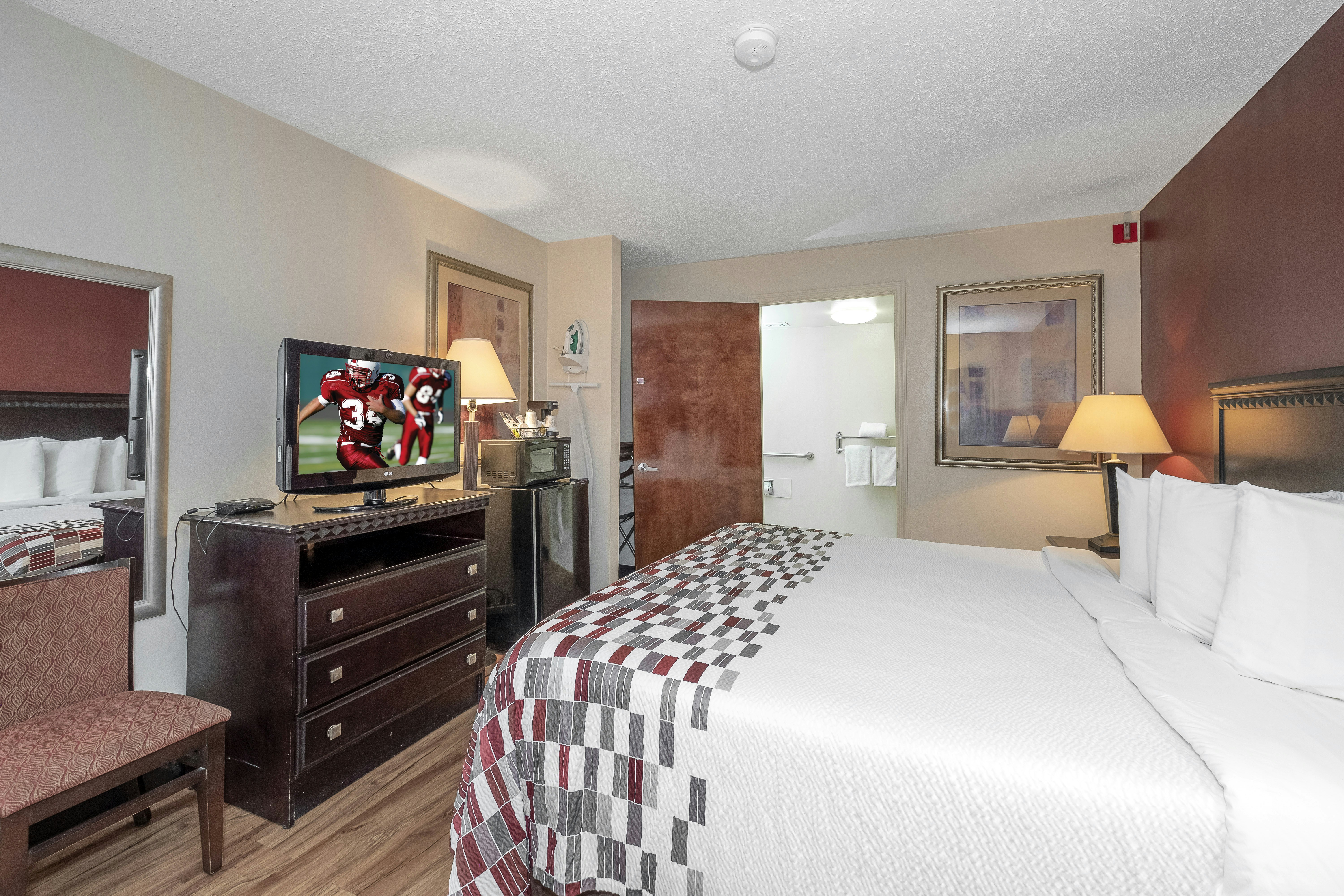 Red Roof Inn Suites Oxford