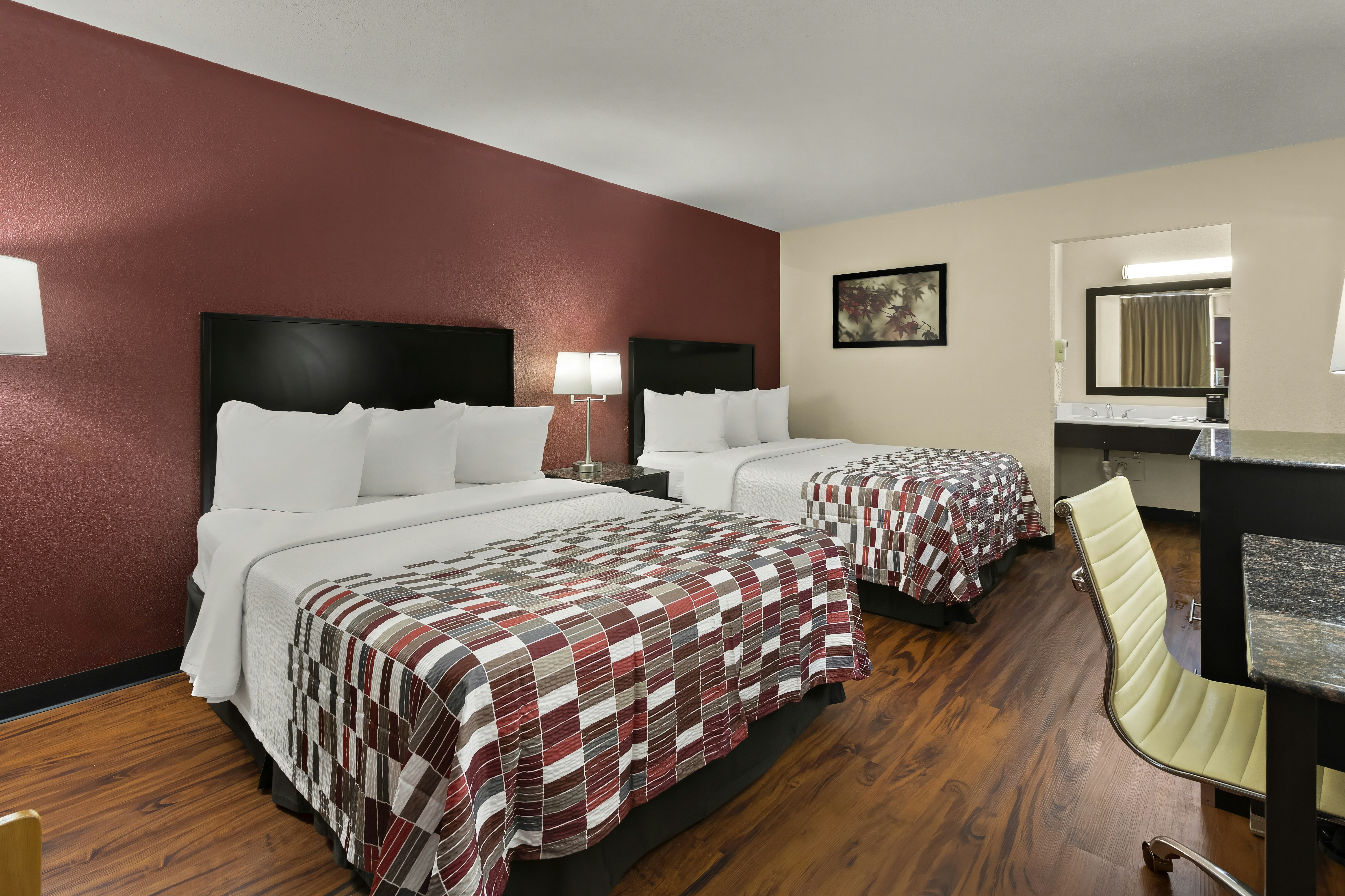 Red Roof Inn Suites Cave City