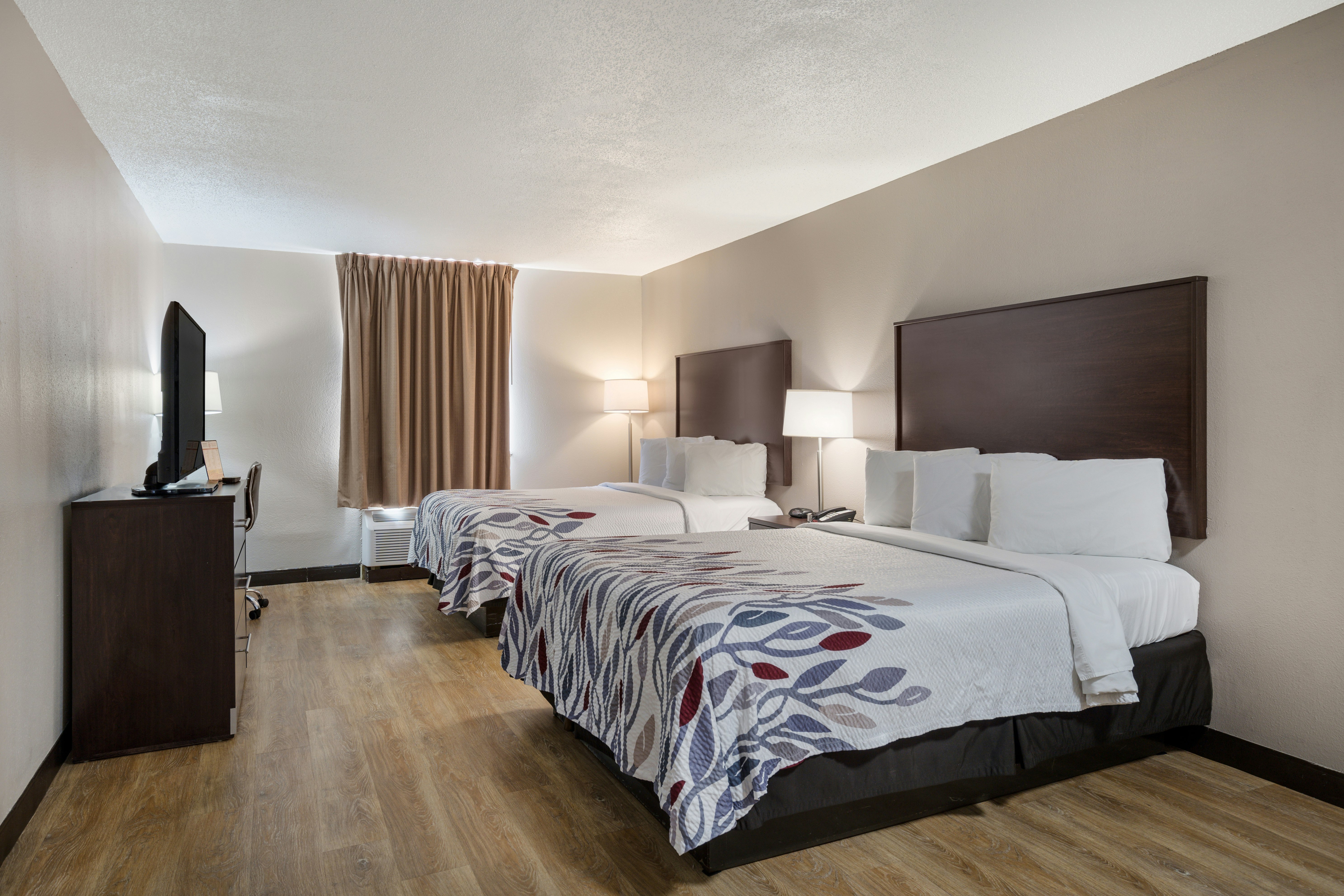 Deluxe 2 Queen Beds Non-Smoking