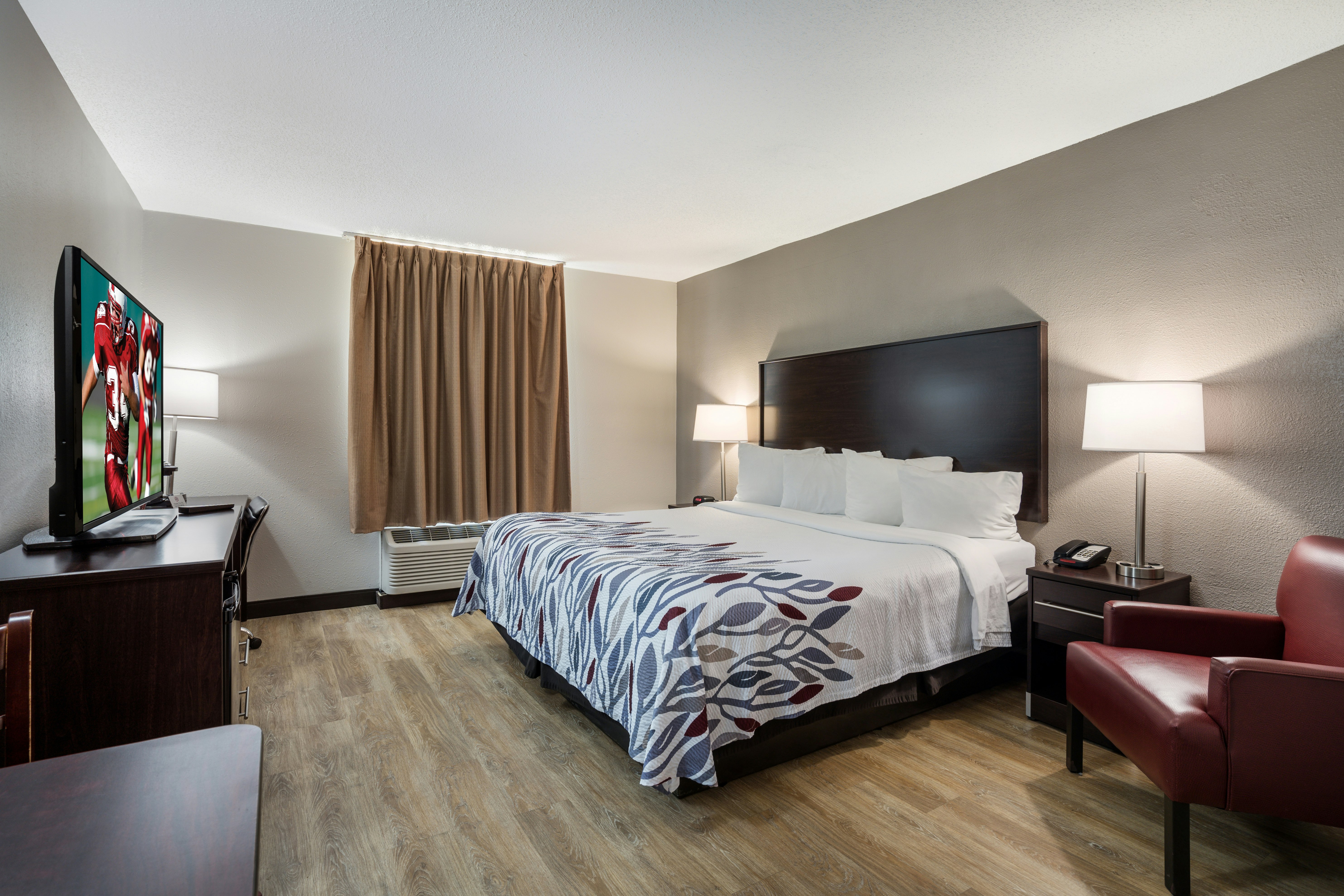 Red Roof Inn Suites Jacksonville, NC
