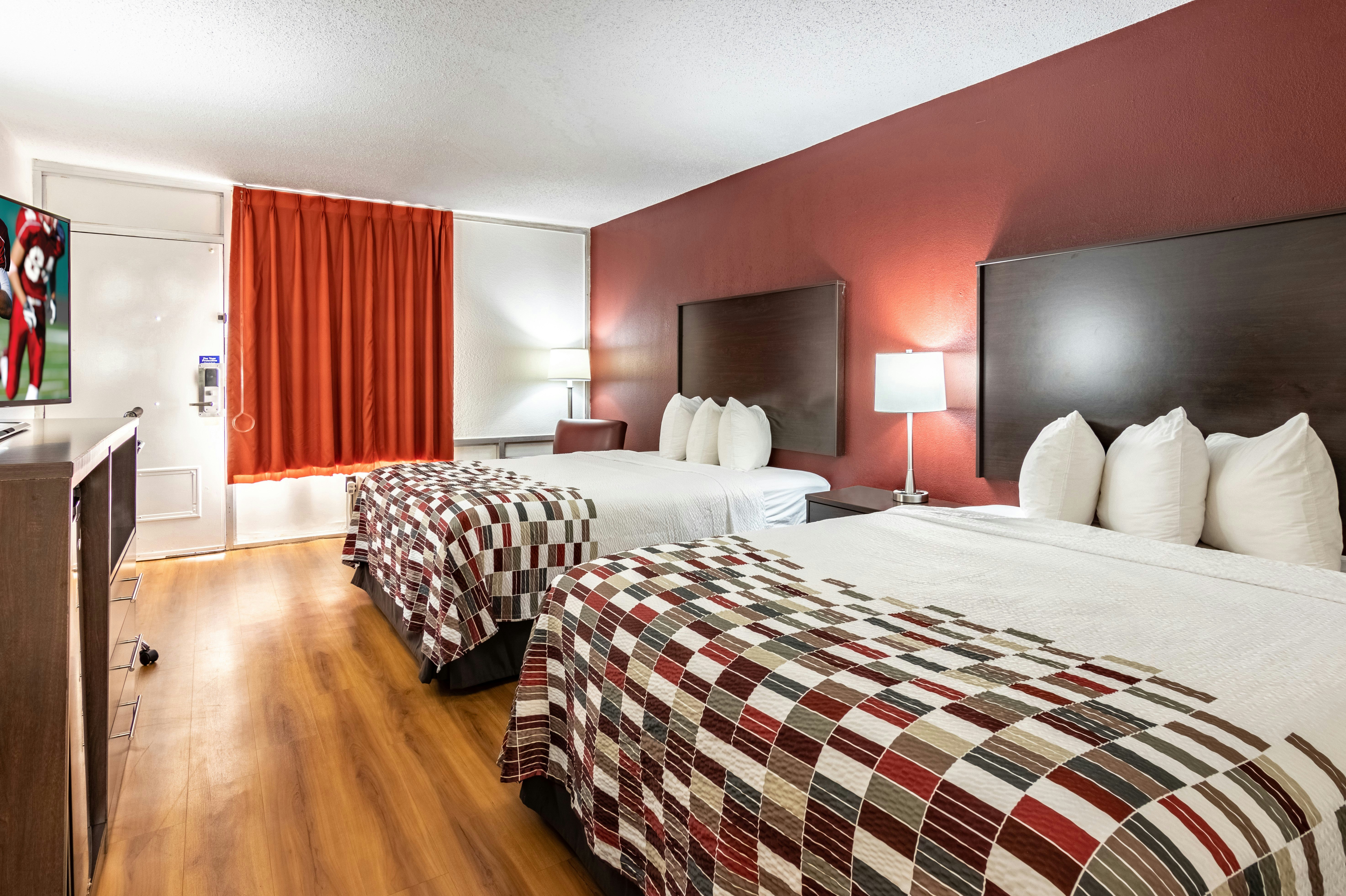 Red Roof Inn Forsyth