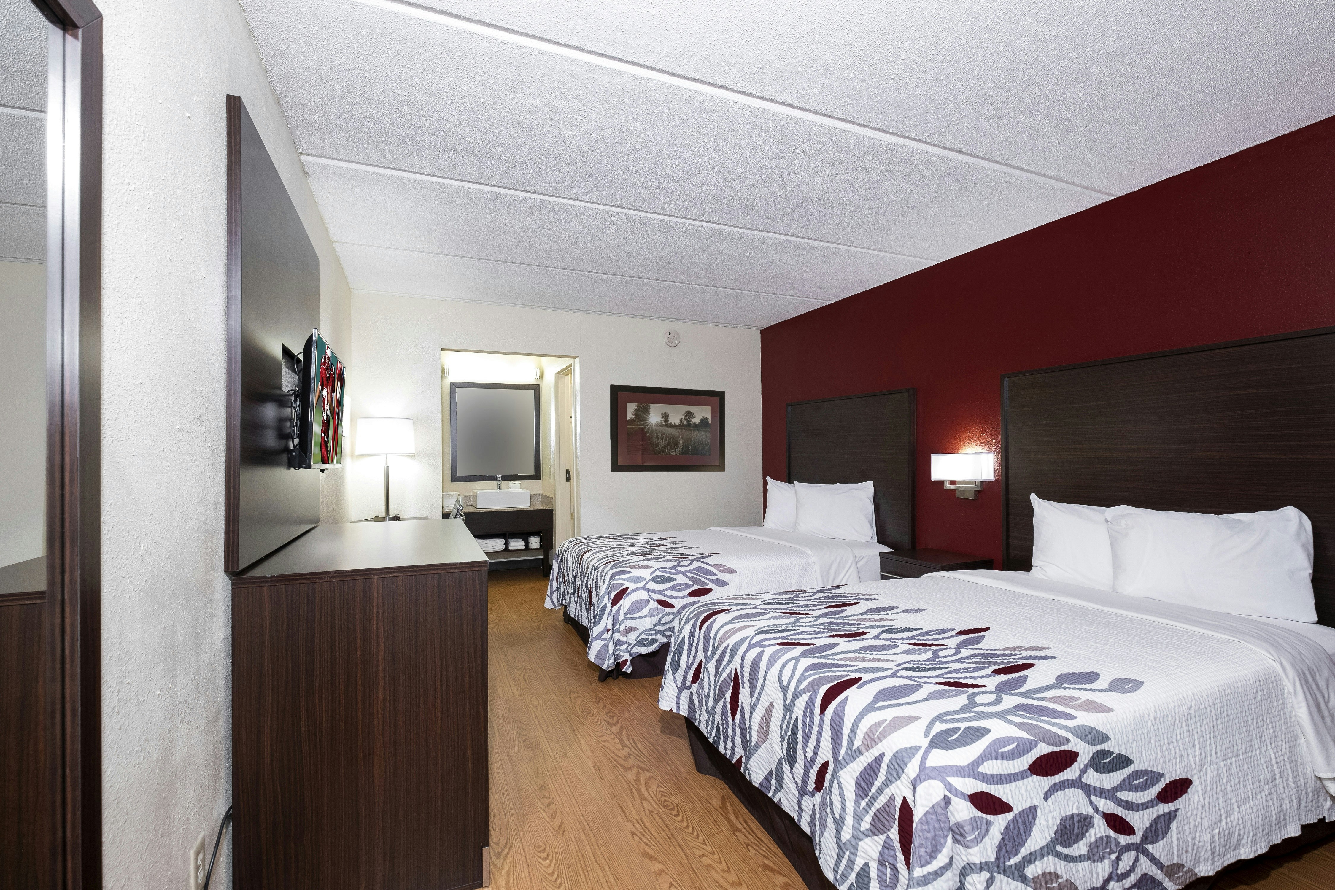 Deluxe 2 Full Beds Non-Smoking