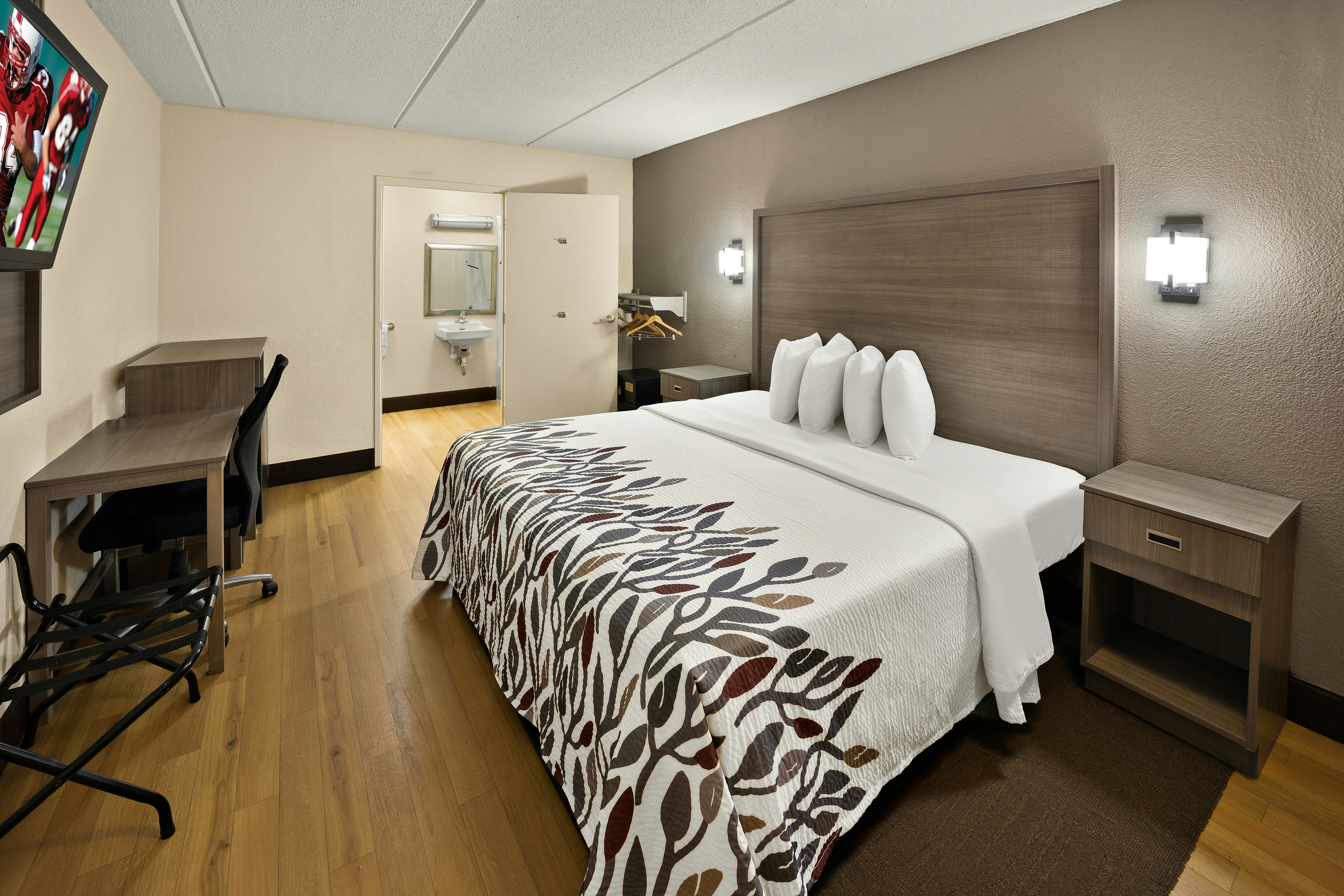 Red Roof Inn Chapel Hill – UNC