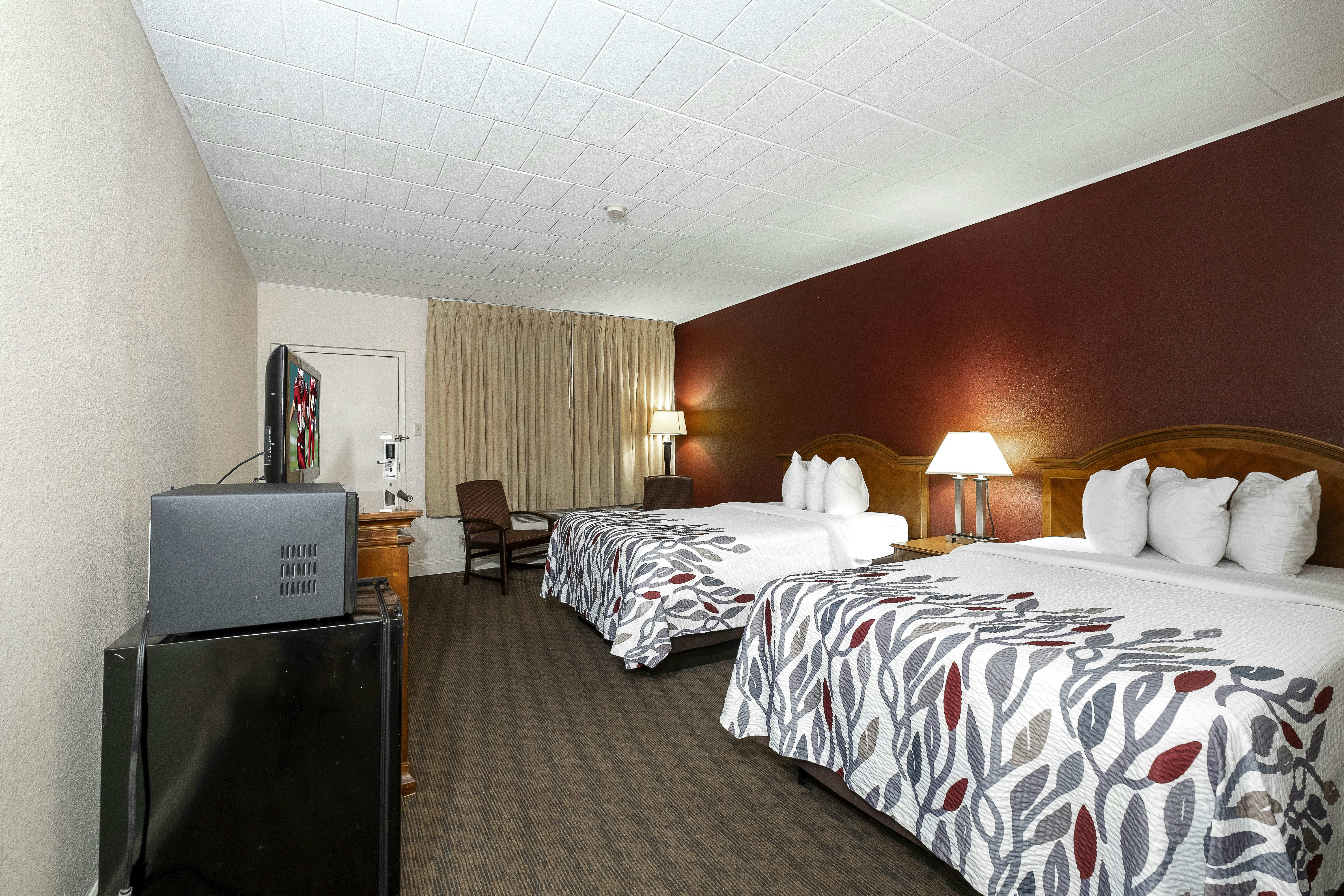 Deluxe 2 Full Beds Non-Smoking