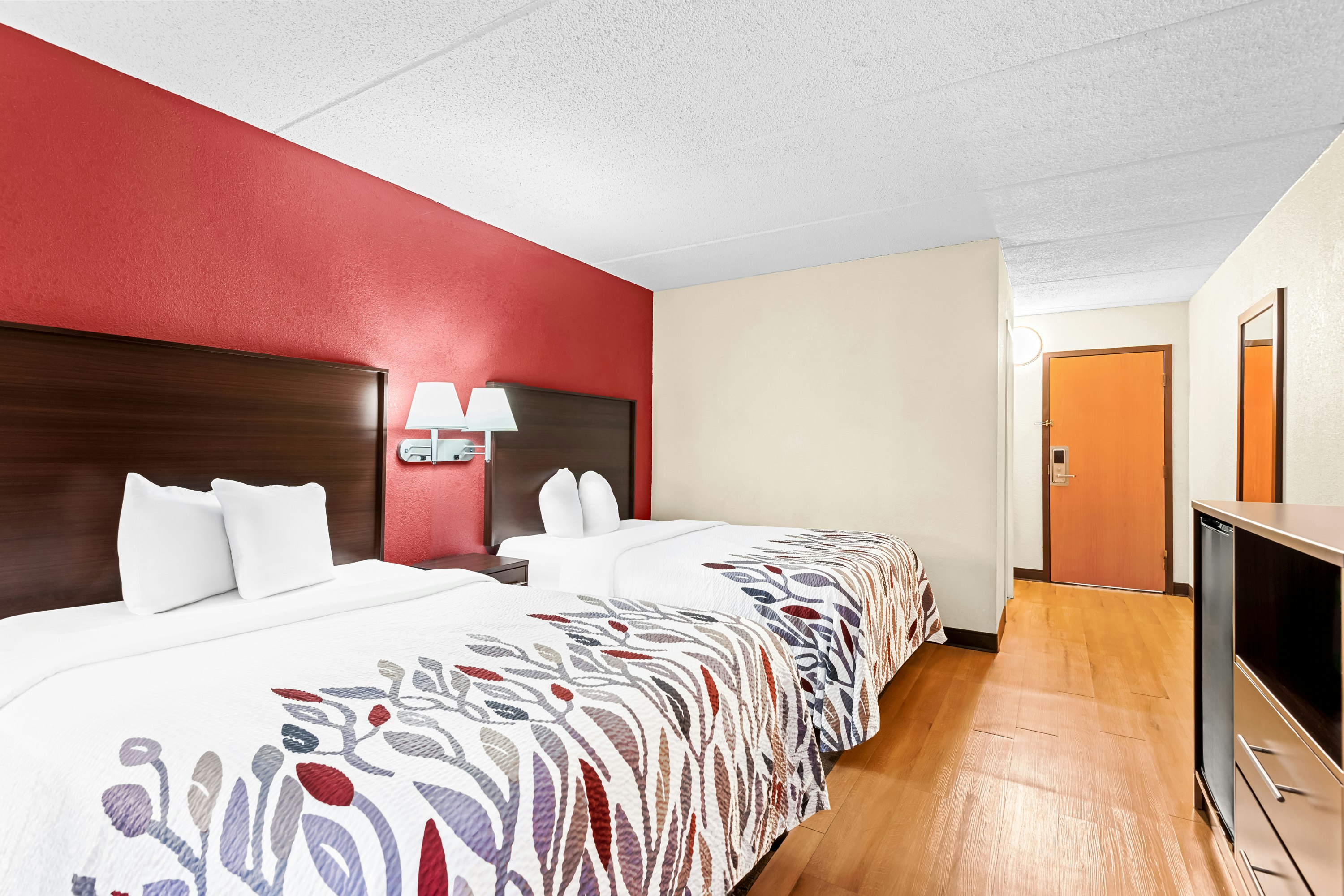 Deluxe 2 Full Beds Non-Smoking