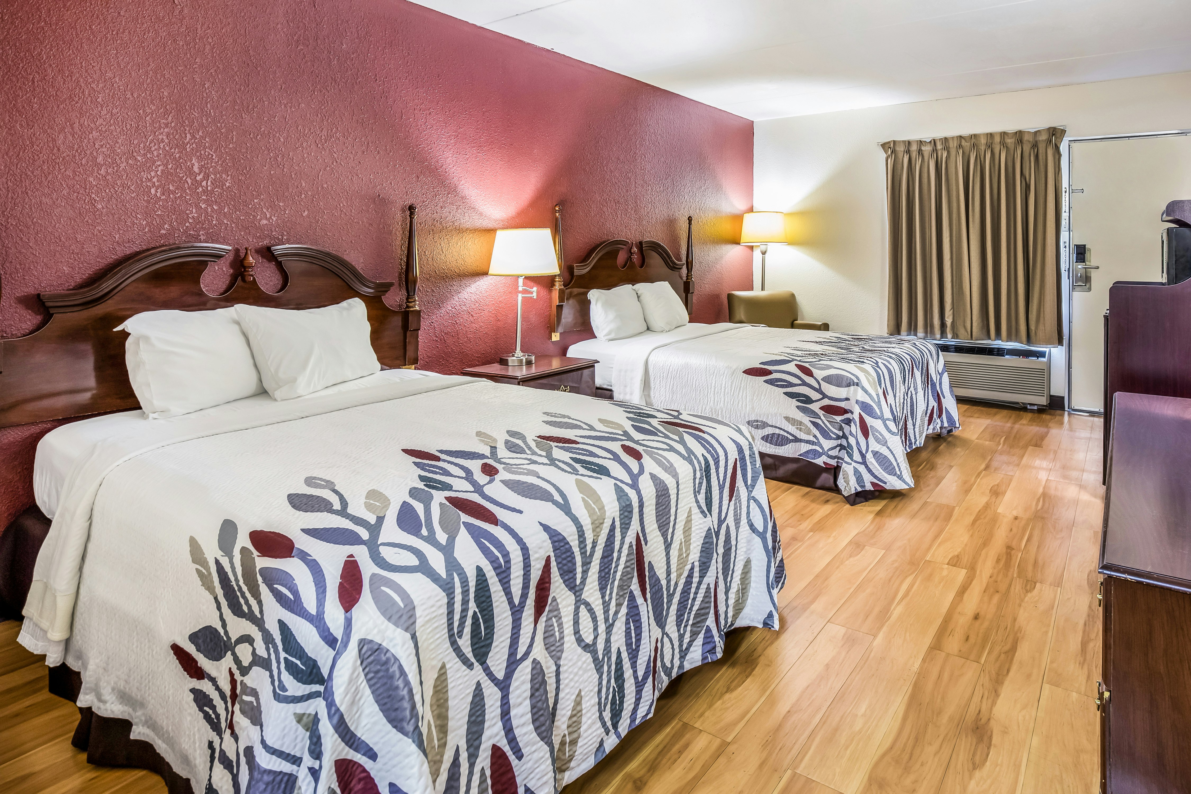 Red Roof Inn Caryville