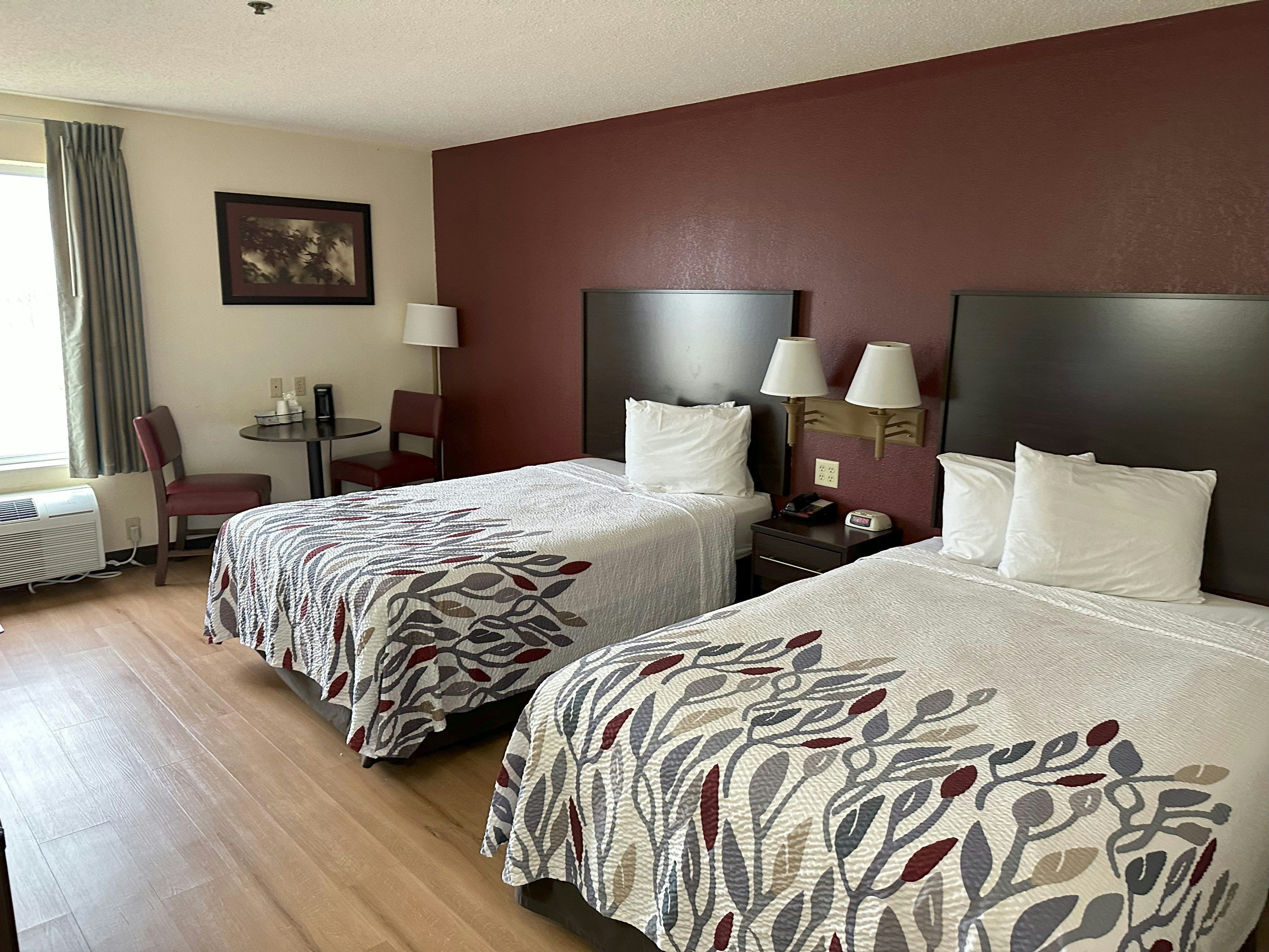 ADA Accessible Deluxe 2 Full Beds Non-Smoking