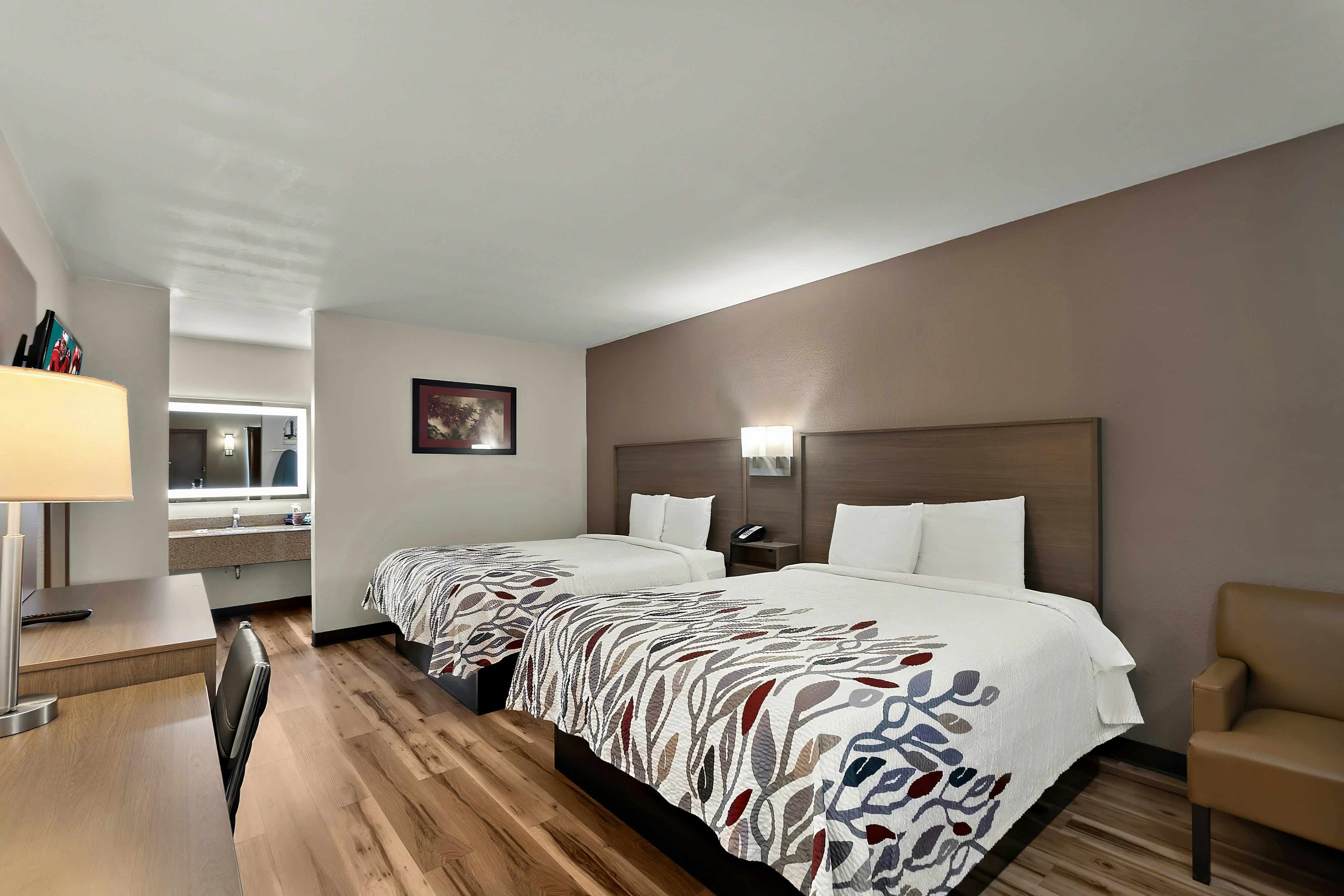 Deluxe 2 Queen Beds Non-Smoking