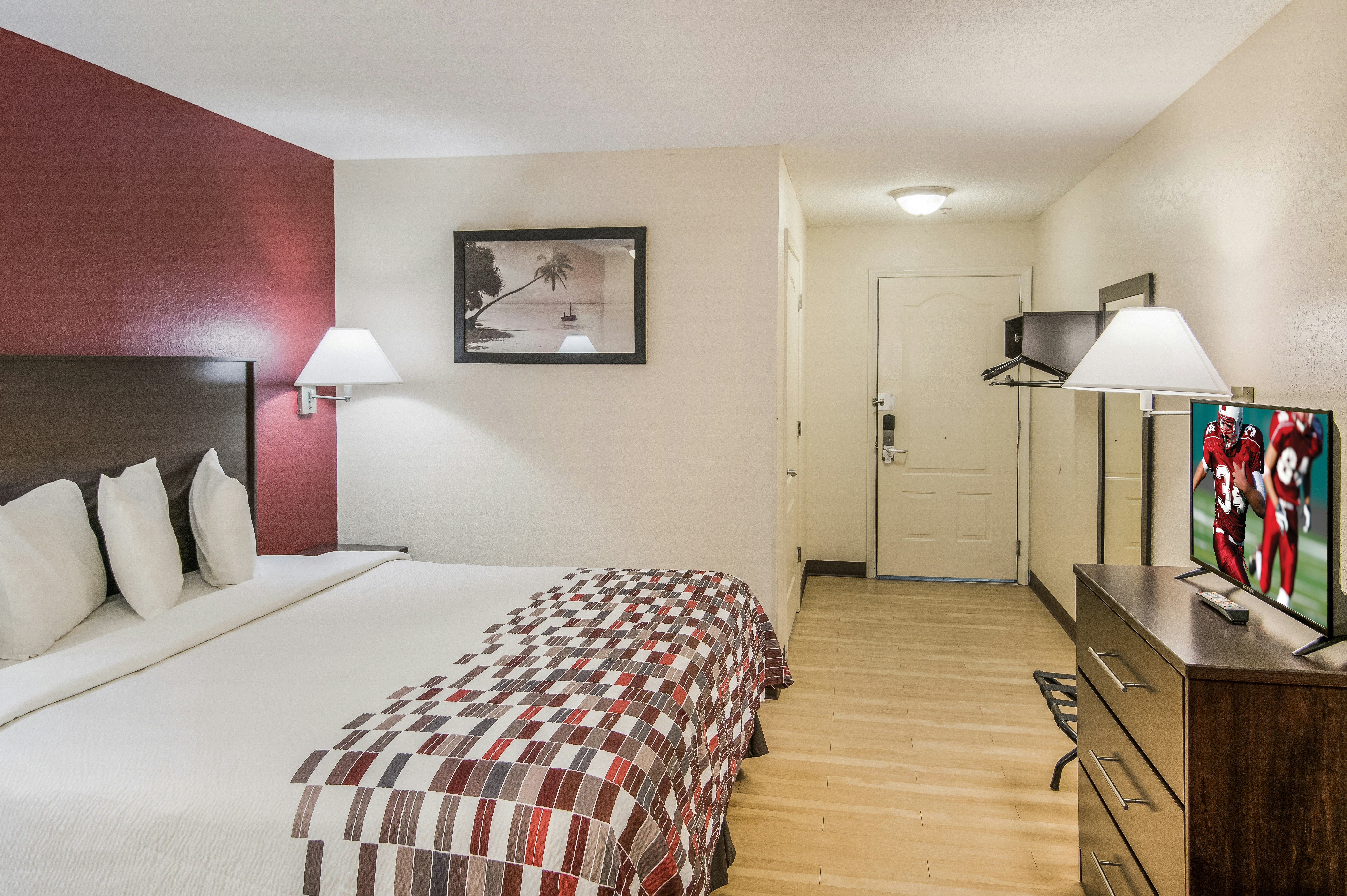 Red Roof Inn Suites Pensacola East – Milton