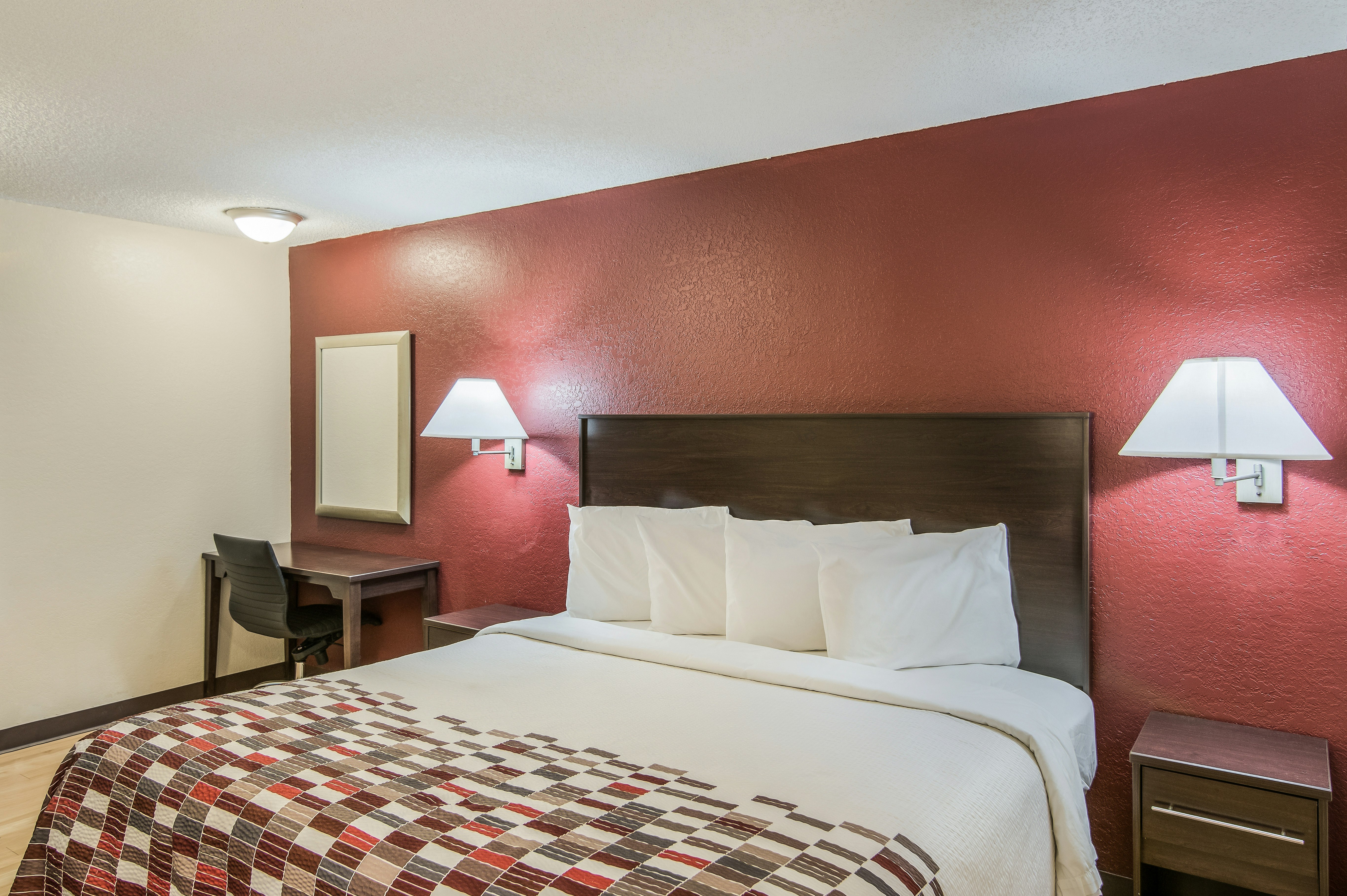 Red Roof Inn Suites Pensacola East – Milton