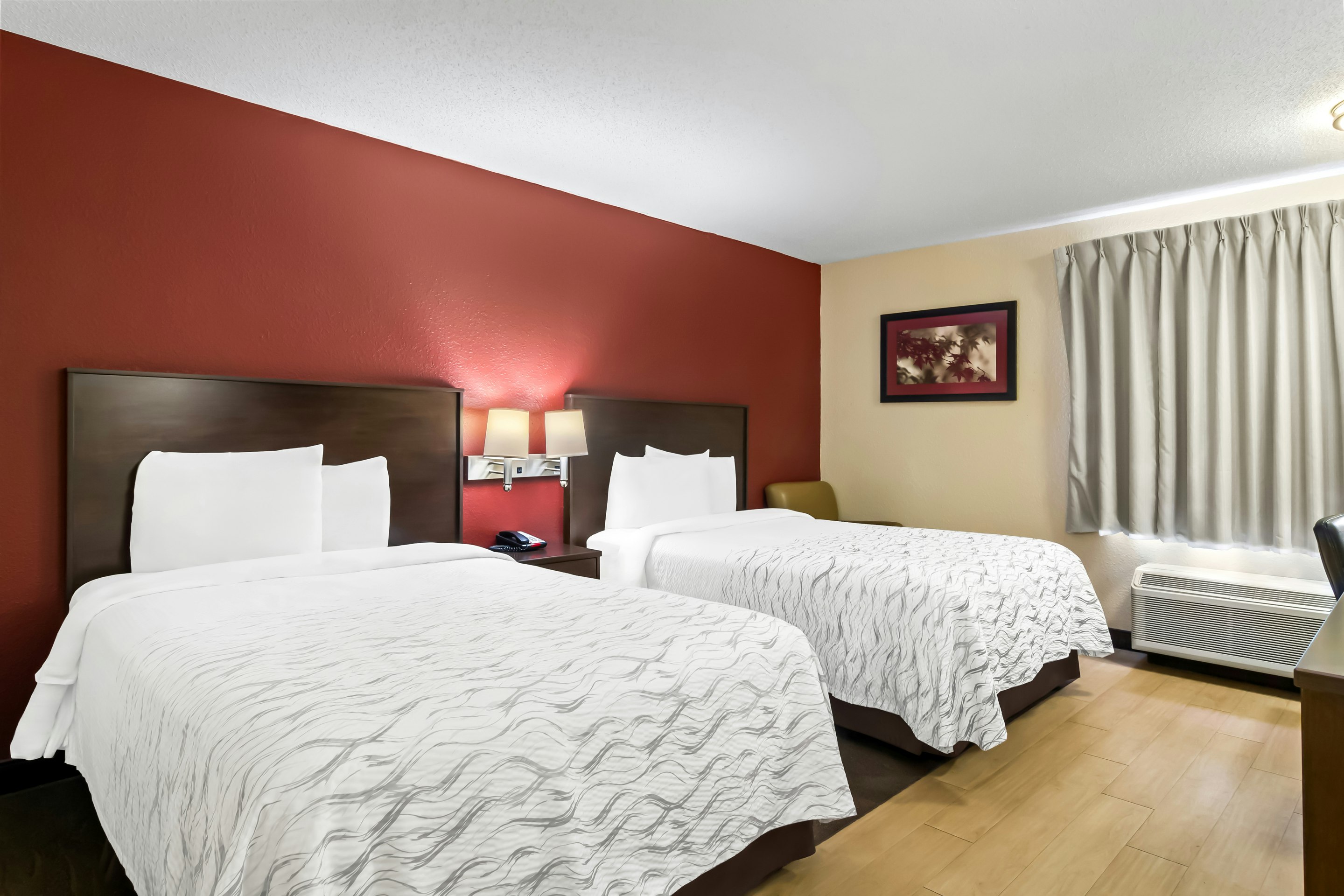 Red Roof PLUS+ Jacksonville – Southpoint