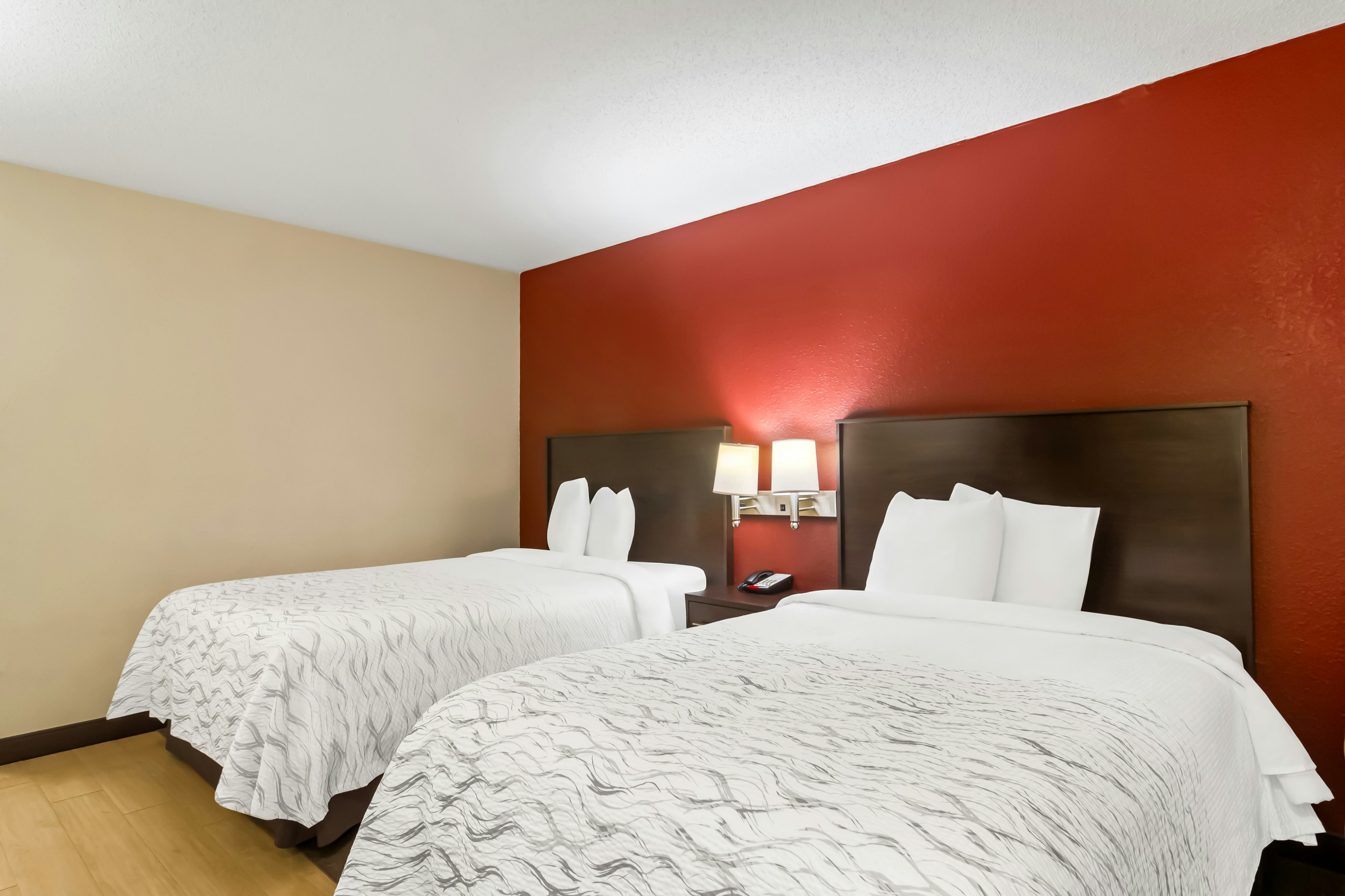 Red Roof PLUS+ Jacksonville – Southpoint