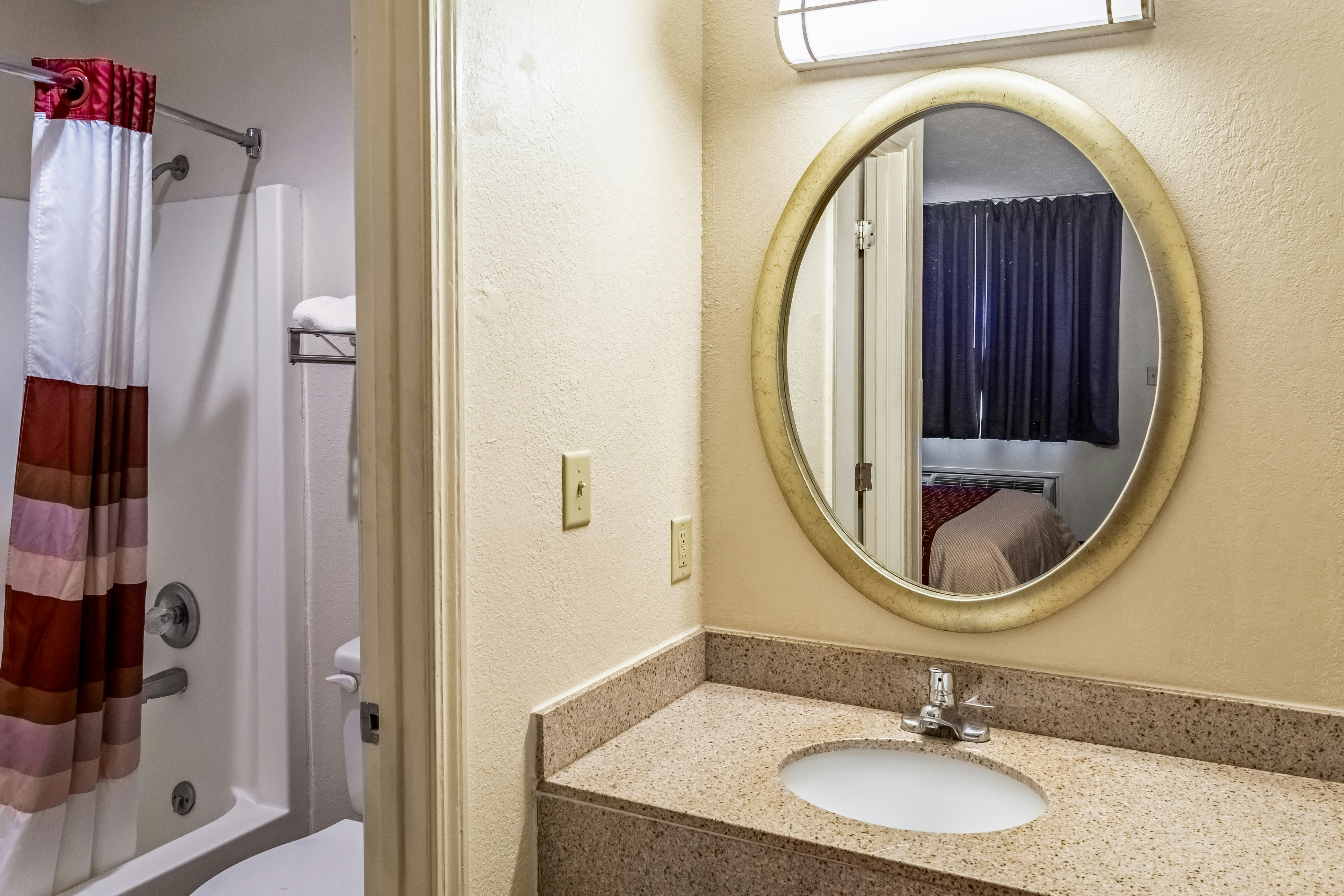 Red Roof Inn Columbus – Taylorsville/ Edinburgh