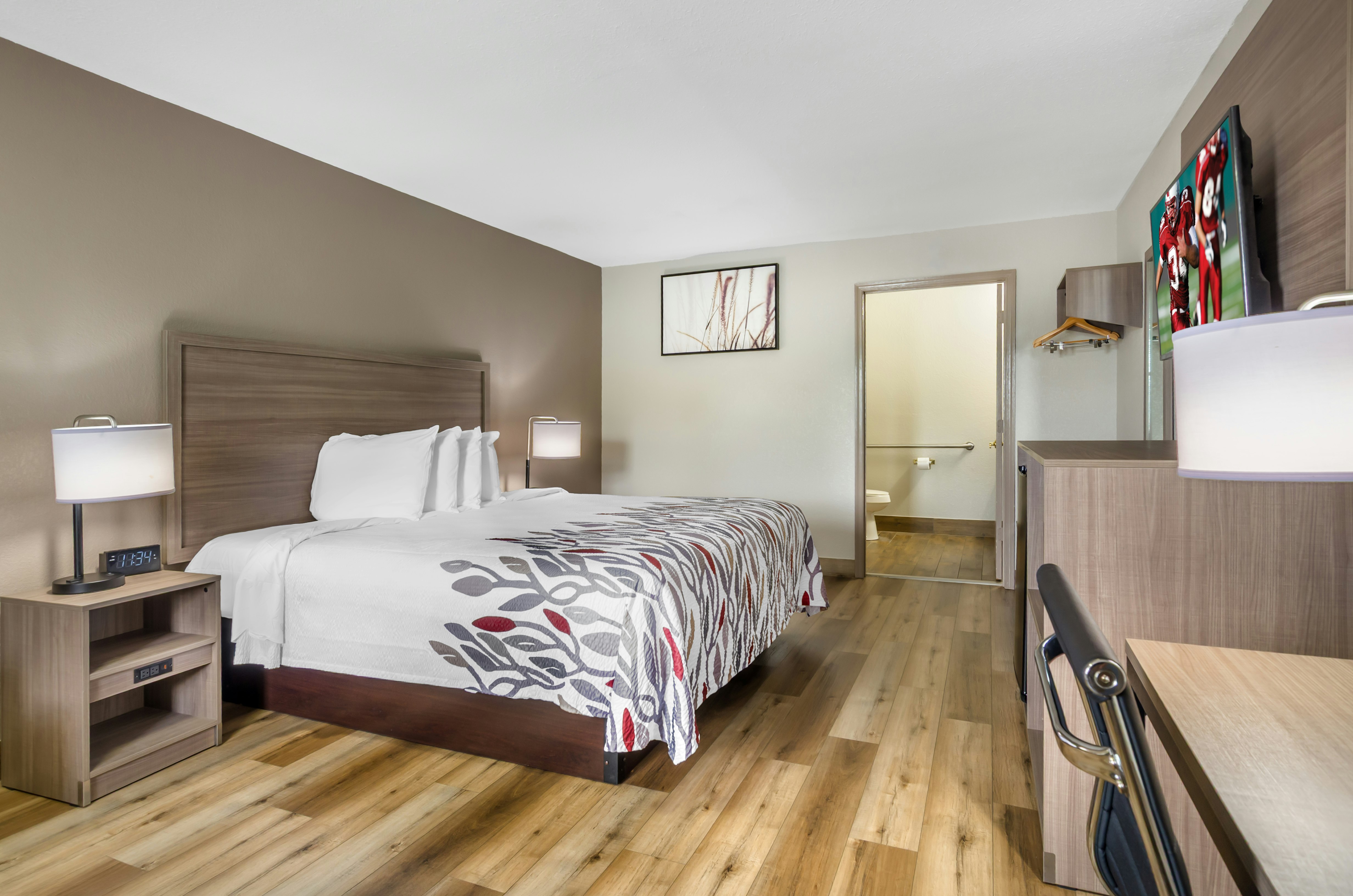 Red Roof Inn Staunton