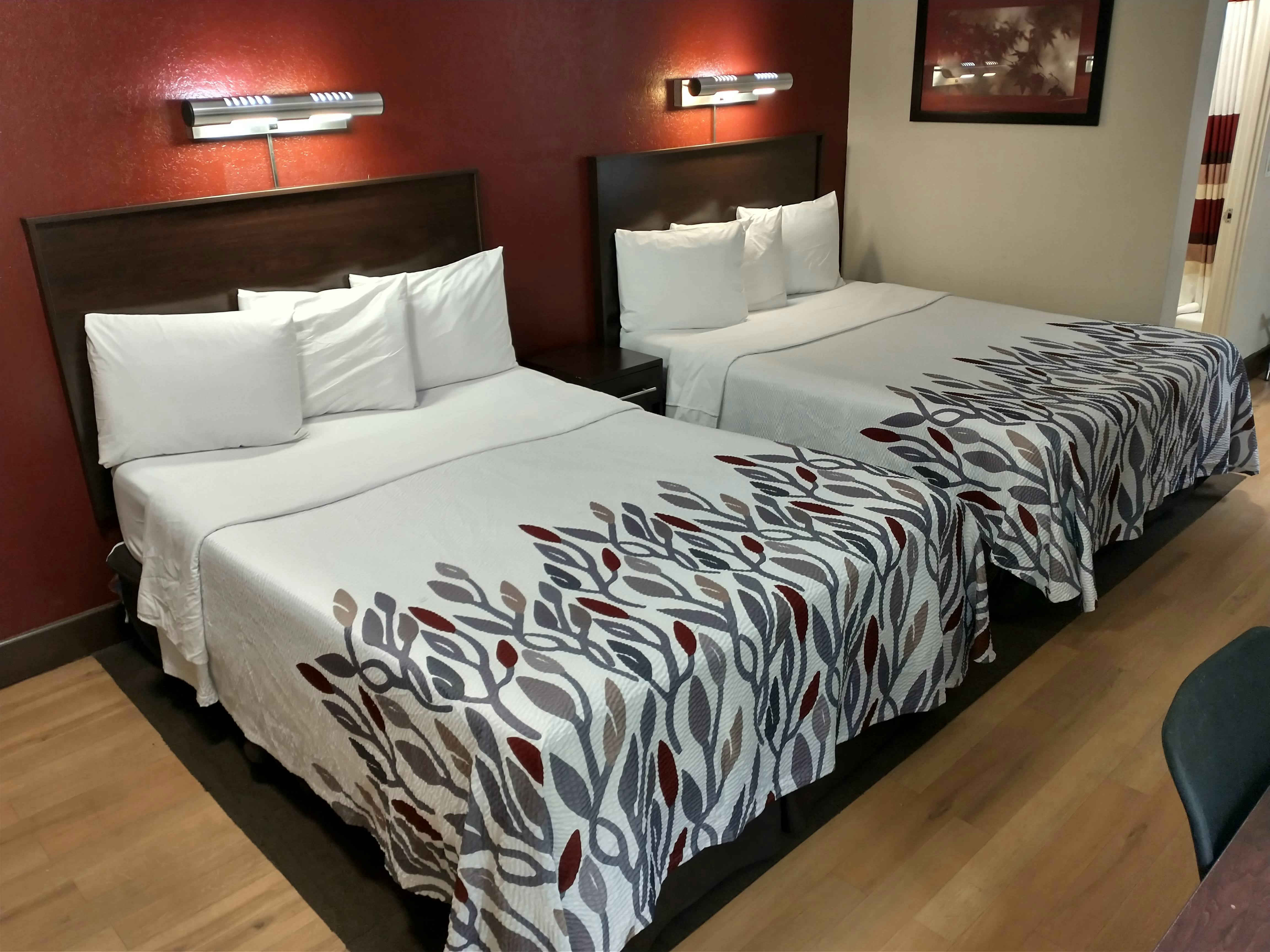ADA Accessible Deluxe 2 Full Beds Non-Smoking