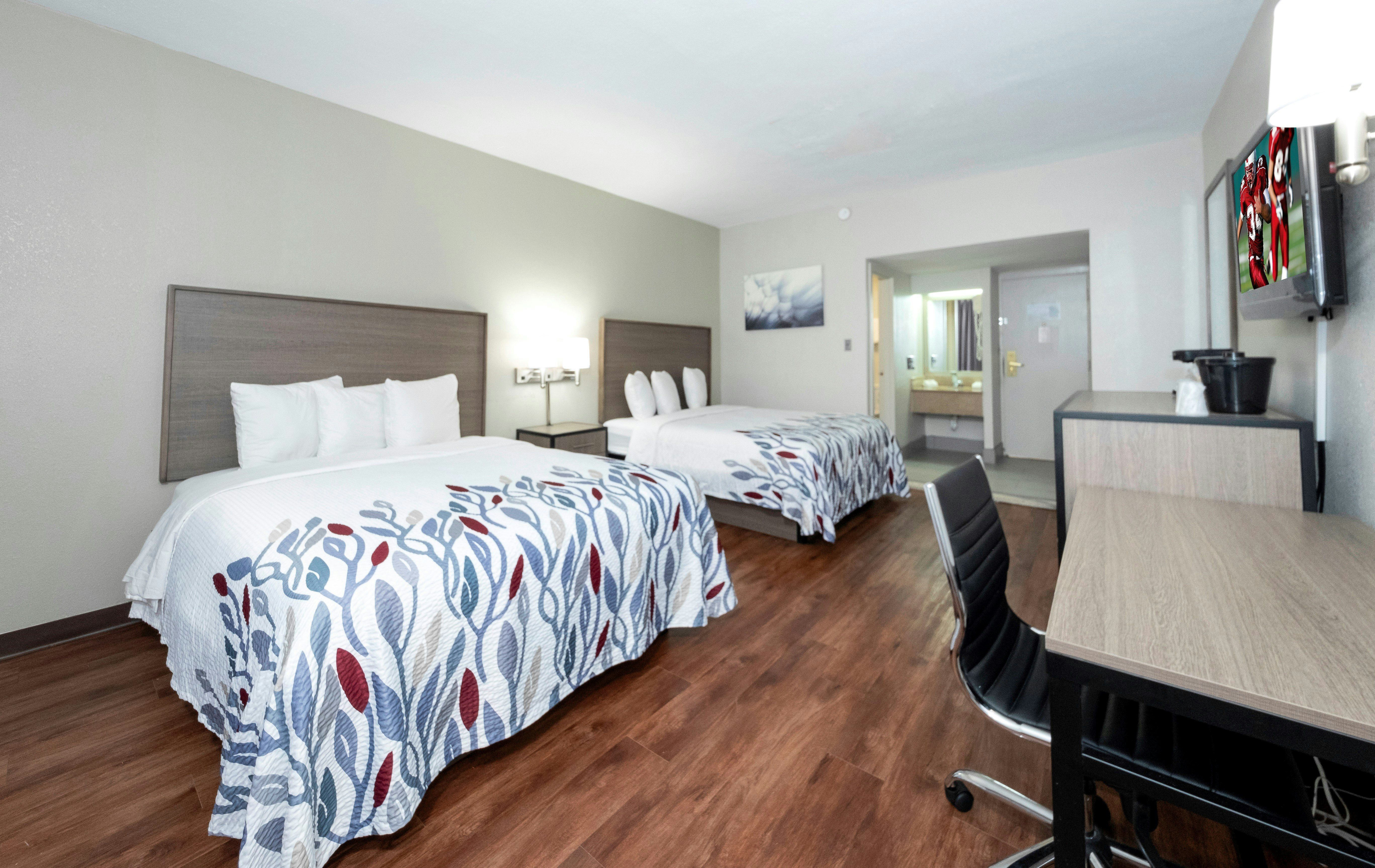 Deluxe 2 Full Beds Non-Smoking