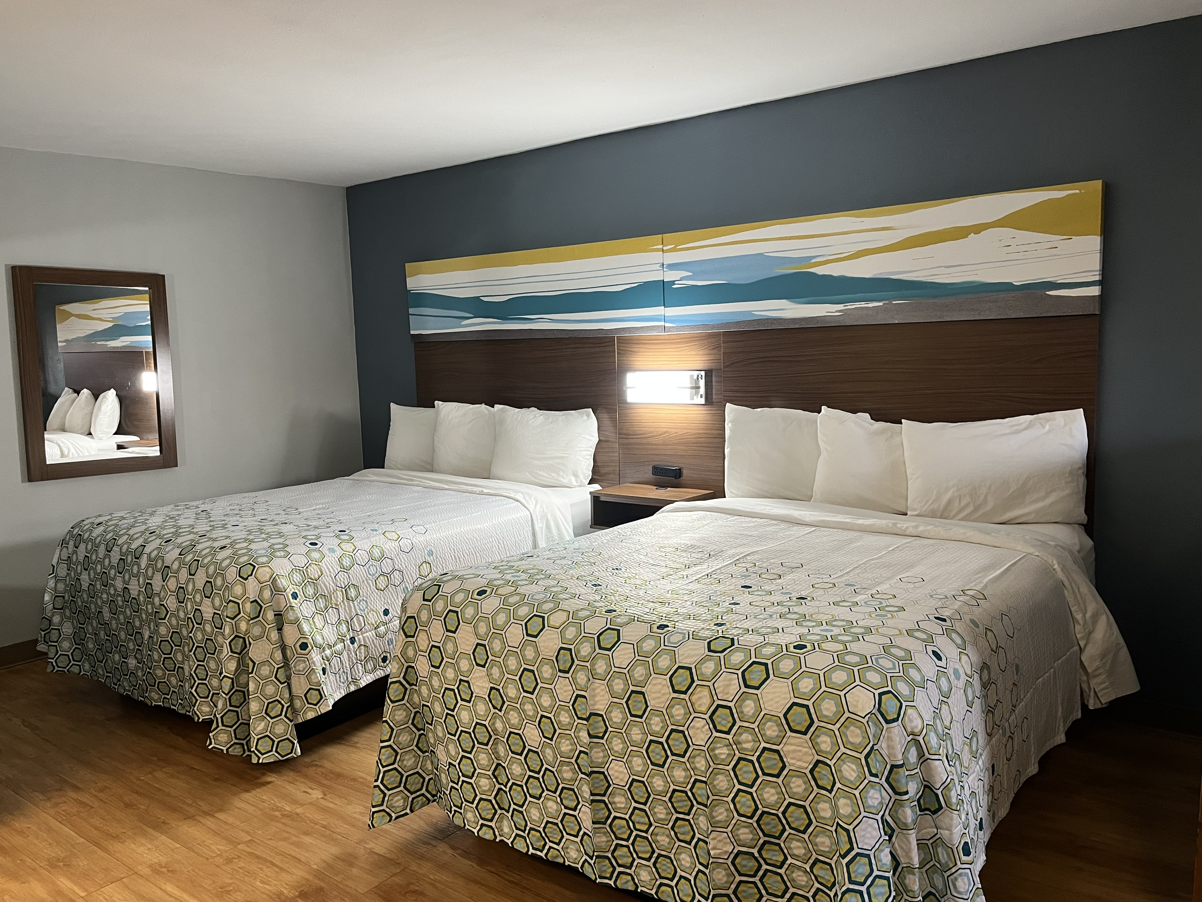 ADA Accessible 2 Queen Beds Non-Smoking