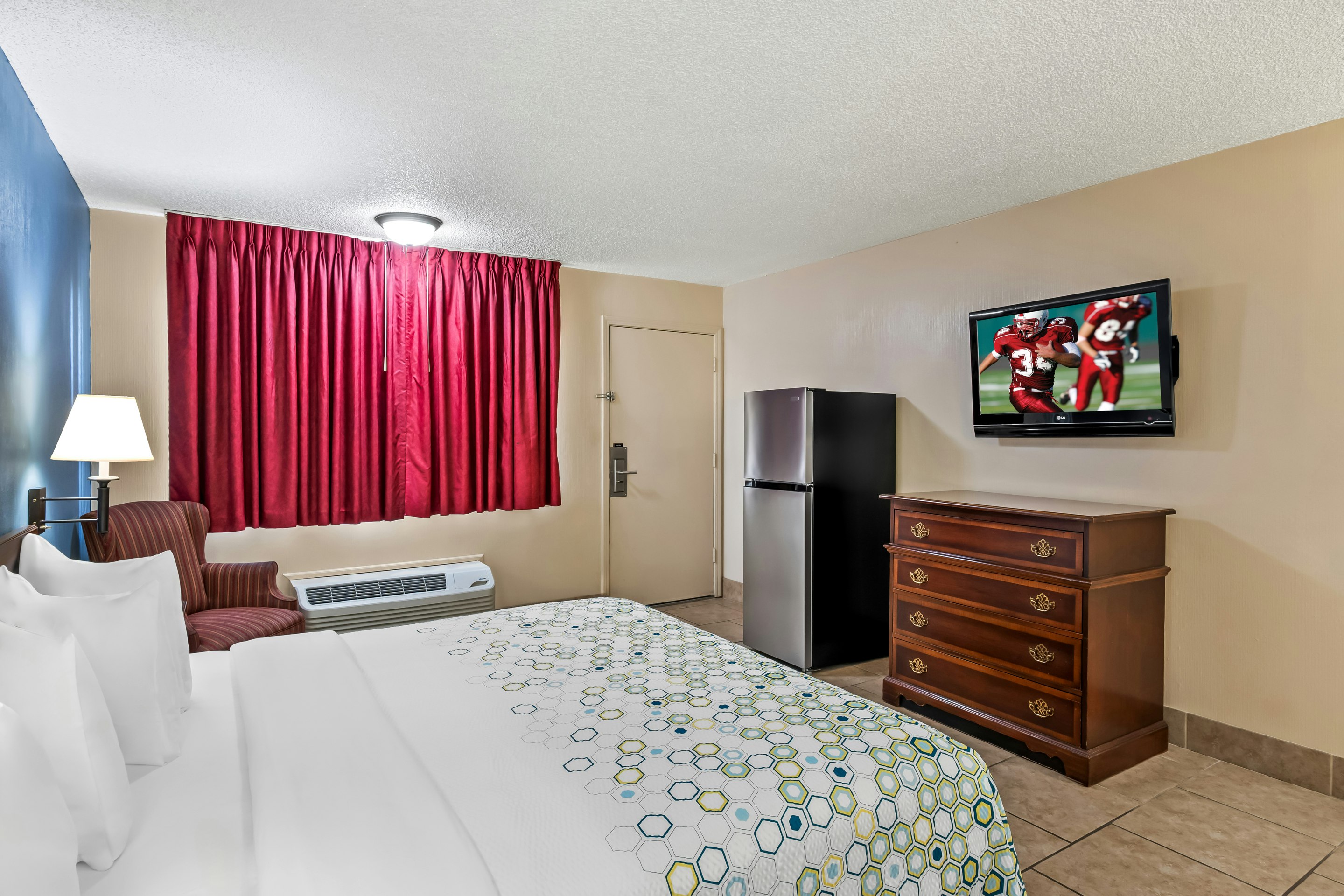 HomeTowne Studios Yuba City Bonanza – Marysville