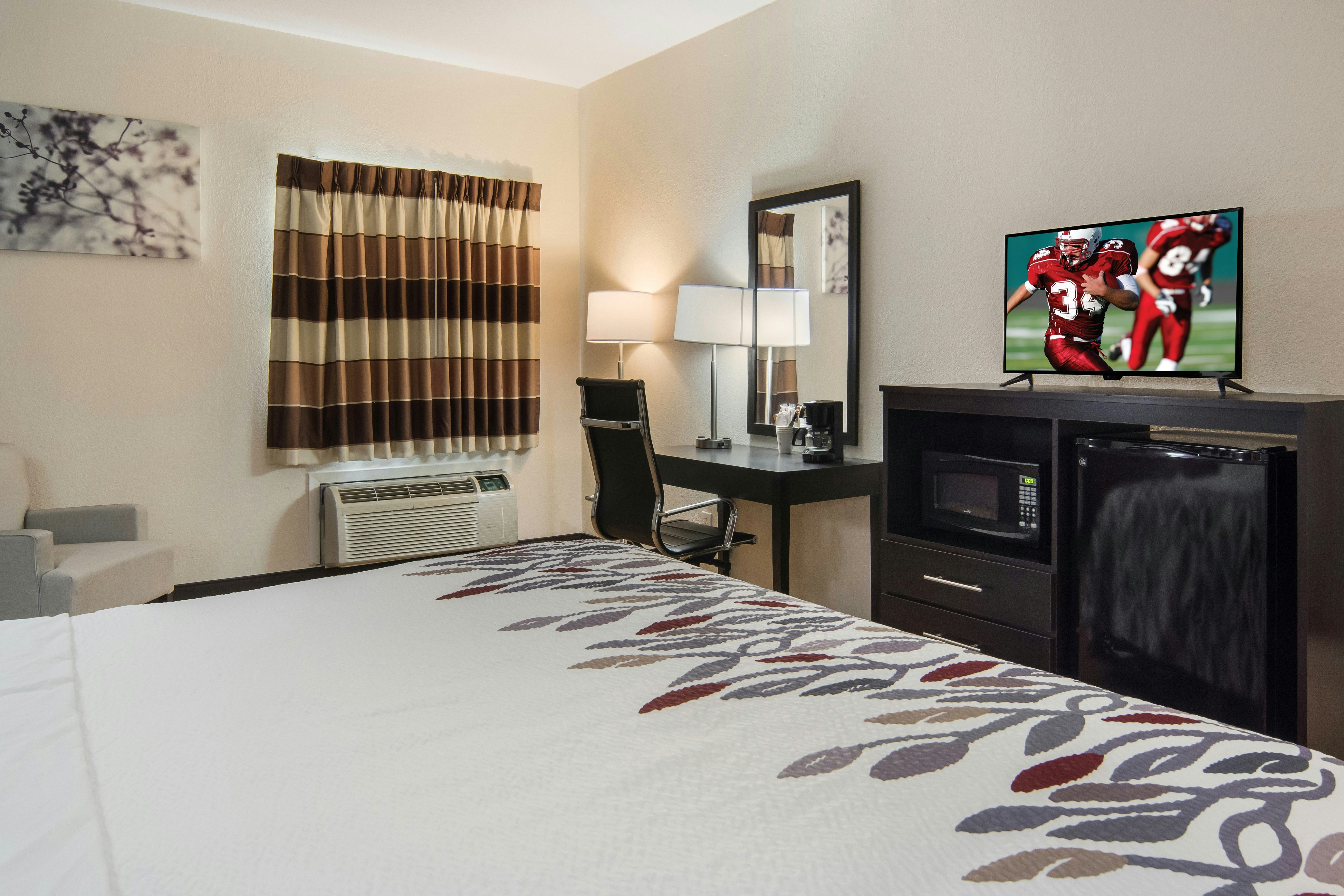 Red Roof Inn Fort Worth – Saginaw