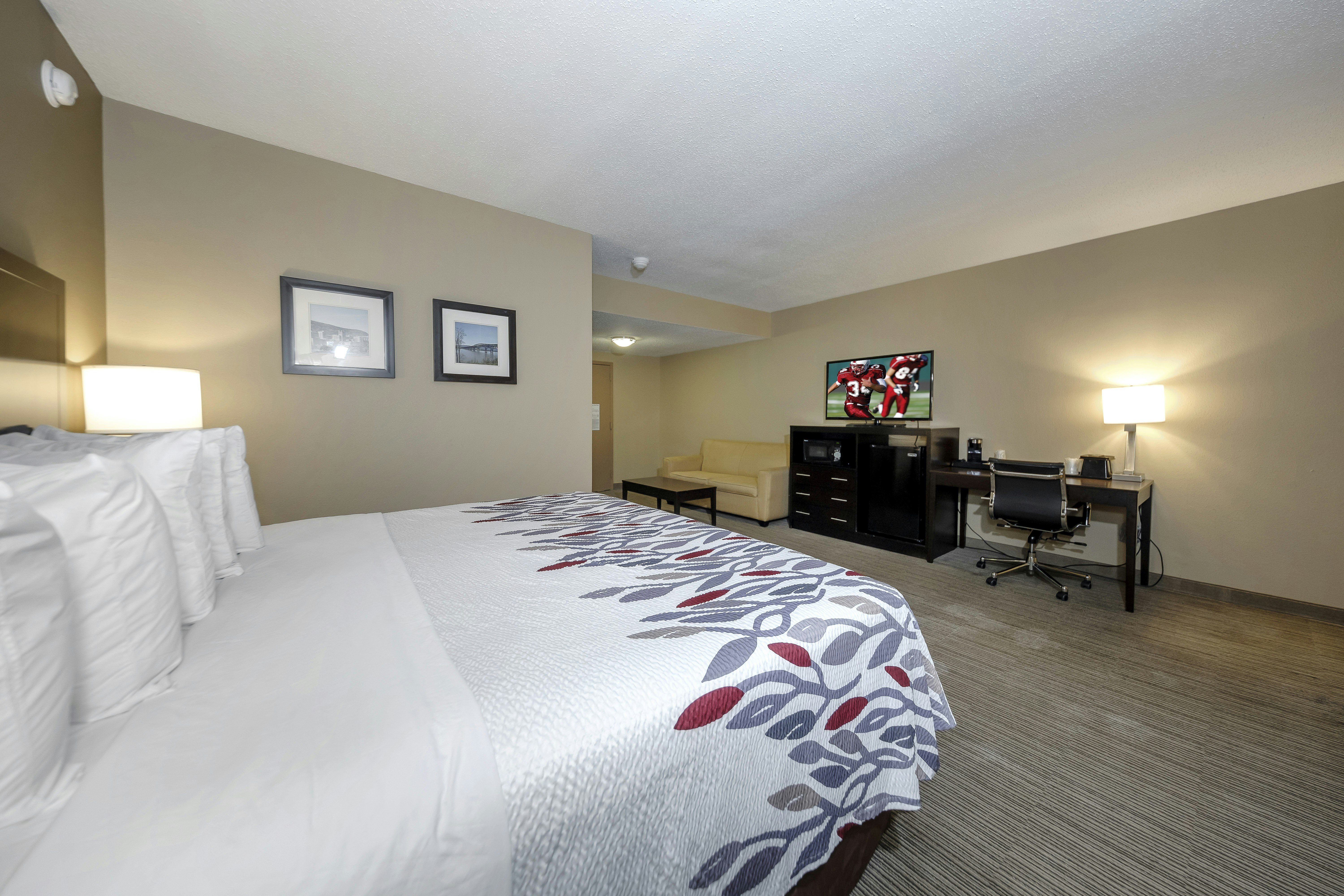 ADA Accessible Suite King Non-Smoking