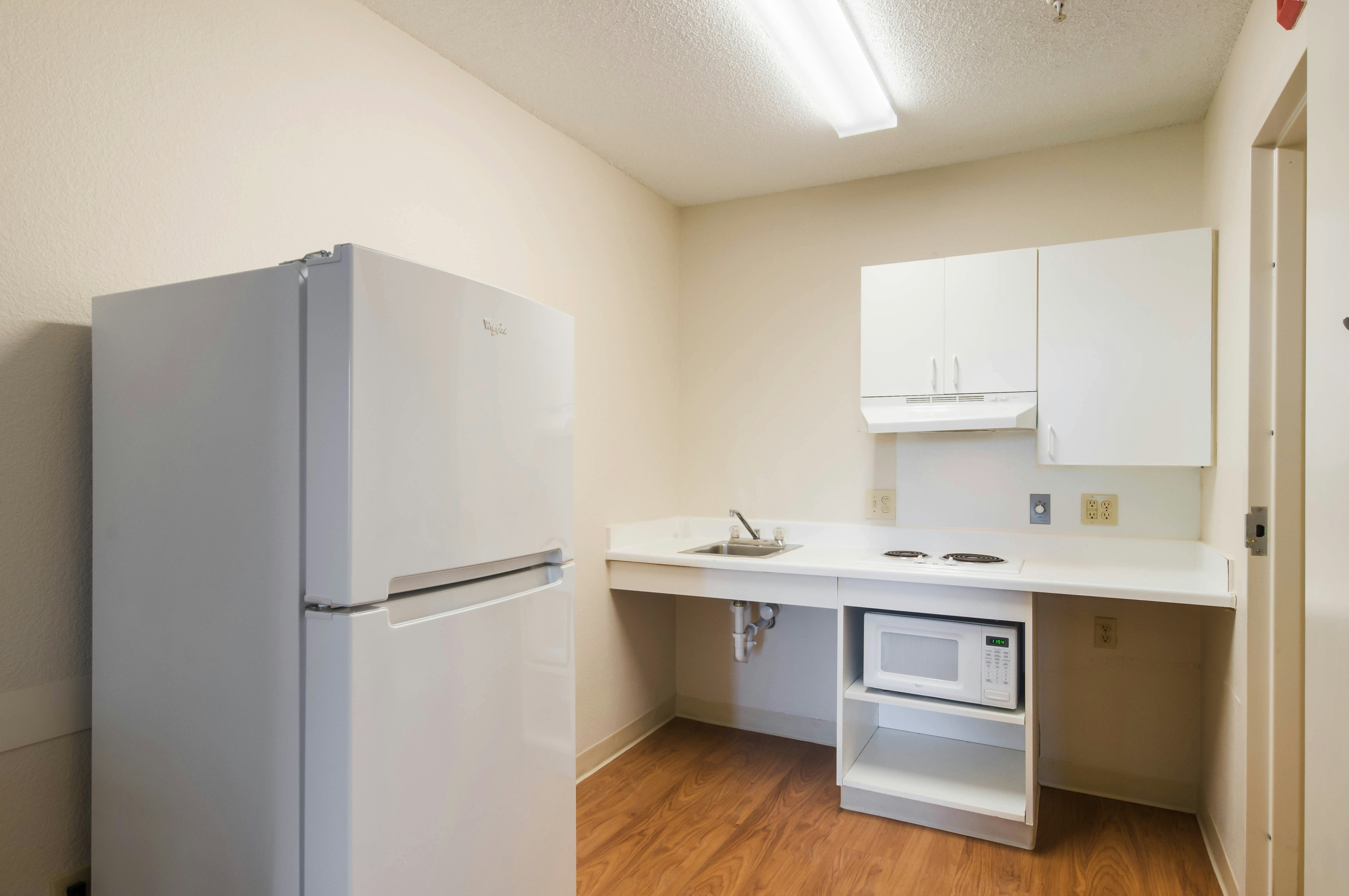 HomeTowne Studios Denver – Thornton