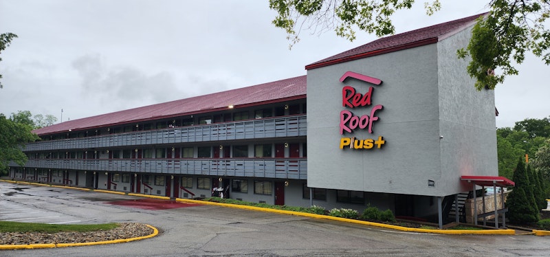 Red Roof PLUS+ Pittsburgh East – Monroeville