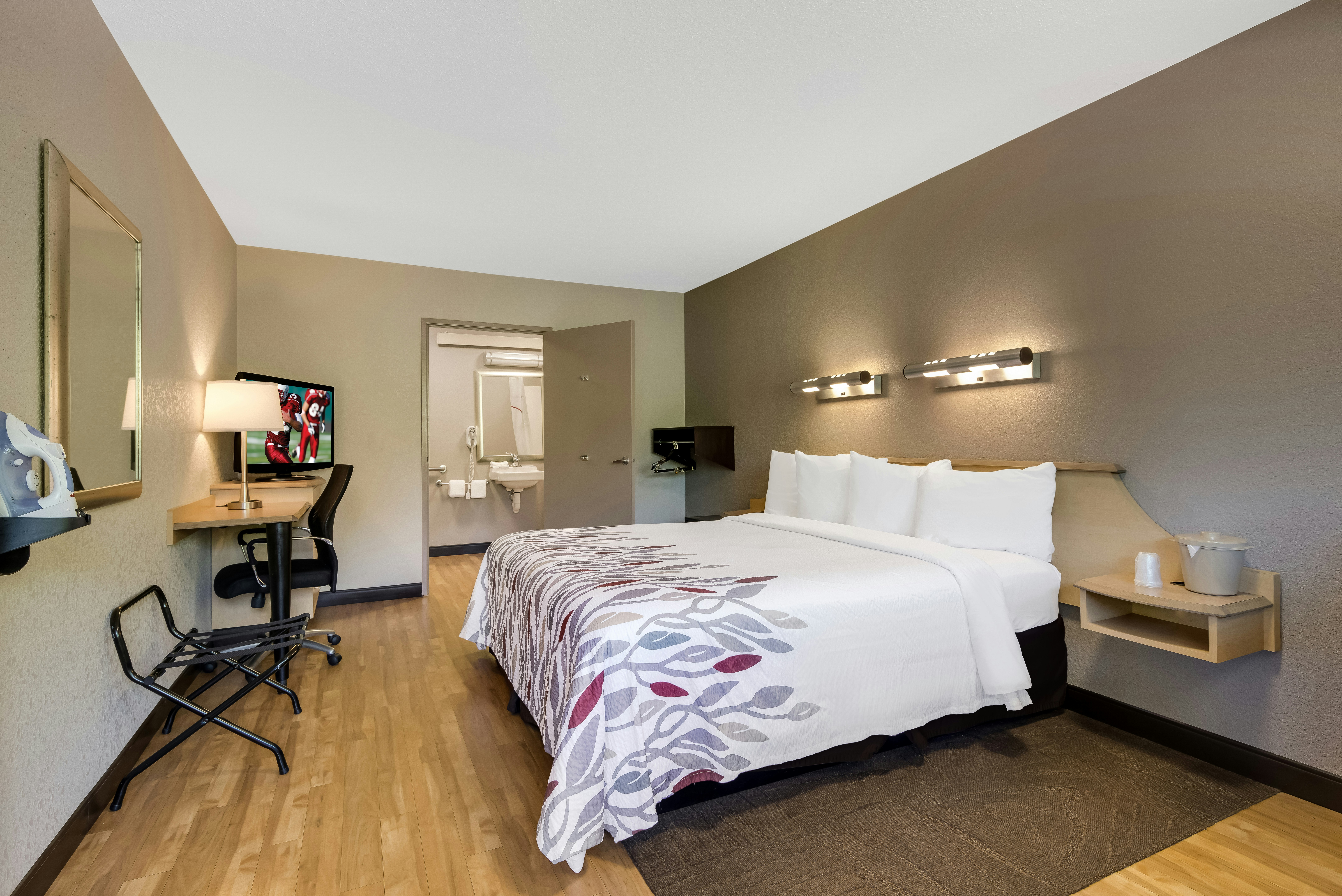 Red Roof Inn Asheville – Biltmore West
