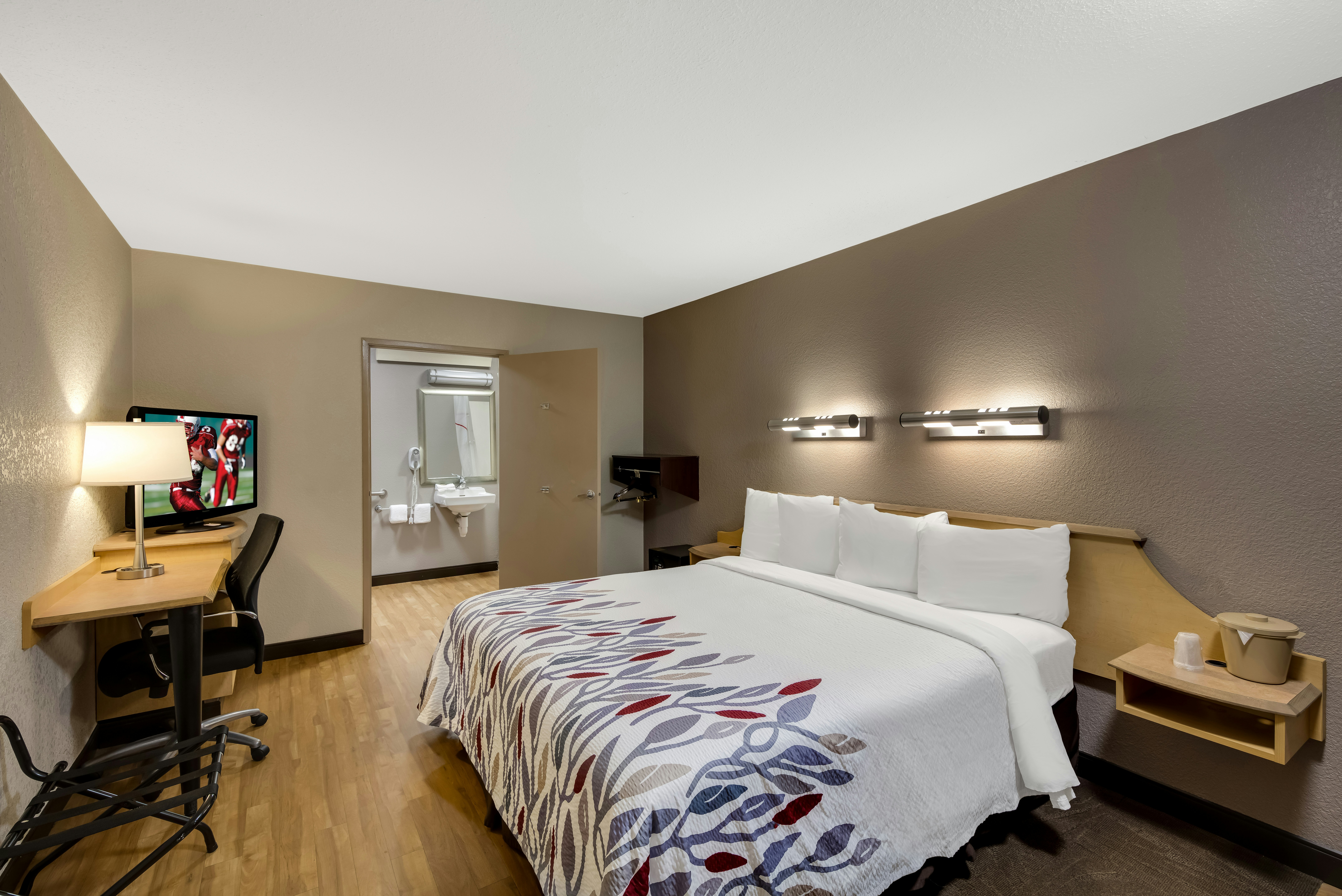 Red Roof Inn Asheville – Biltmore West