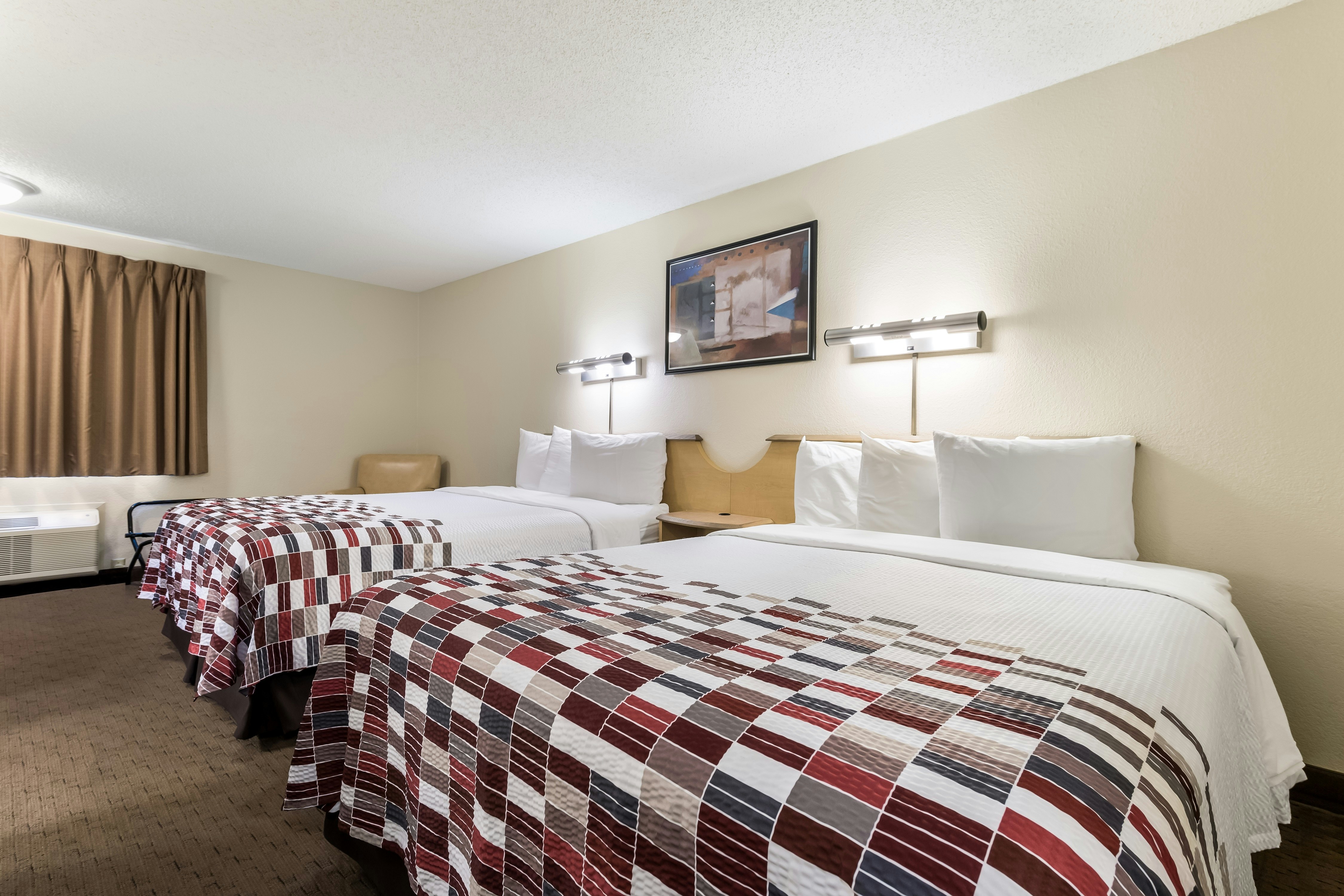 Superior 2 Full Beds Smoke Free