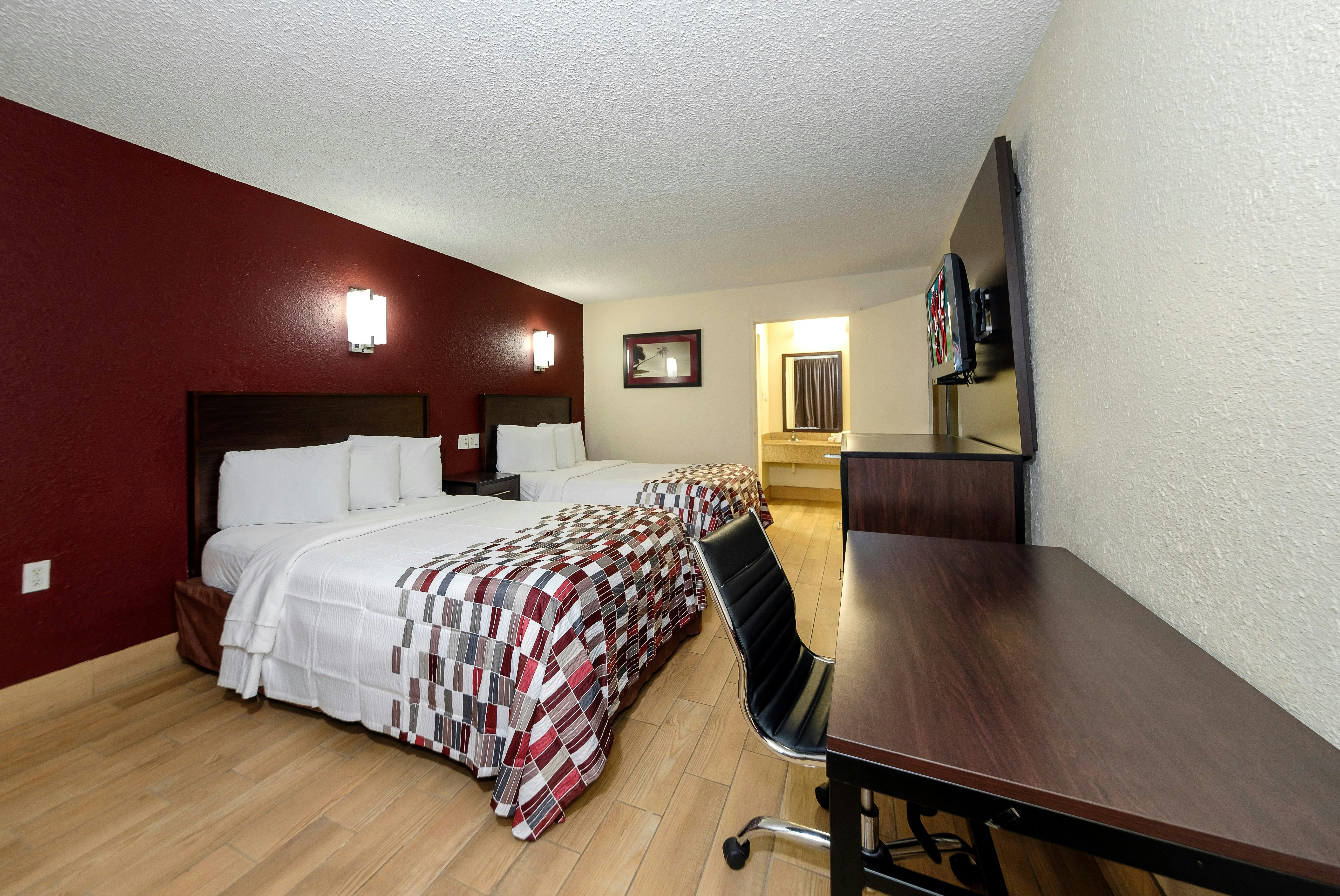 ADA 2 Full Beds Non-Smoking
