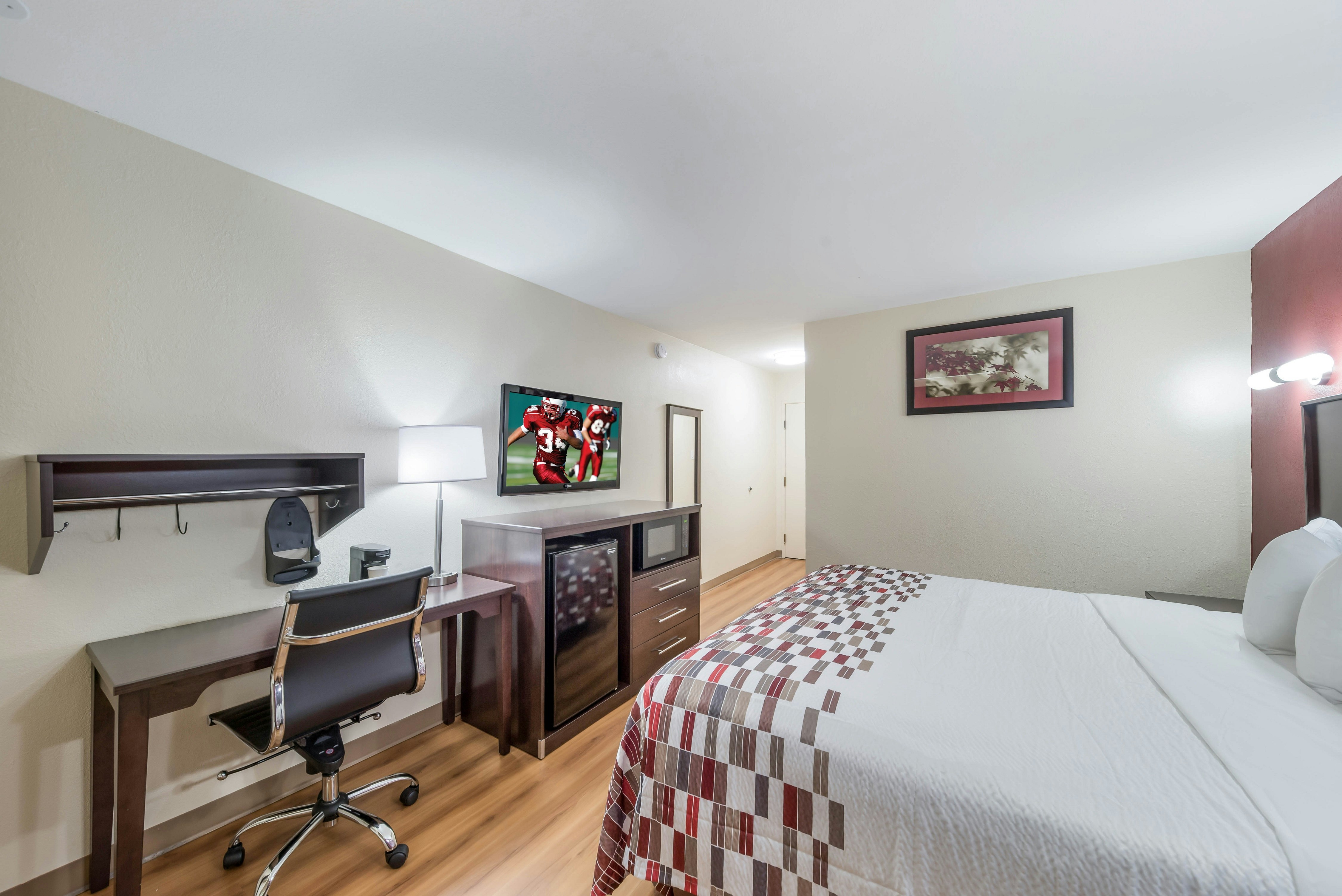 Red Roof Inn Suites Denton