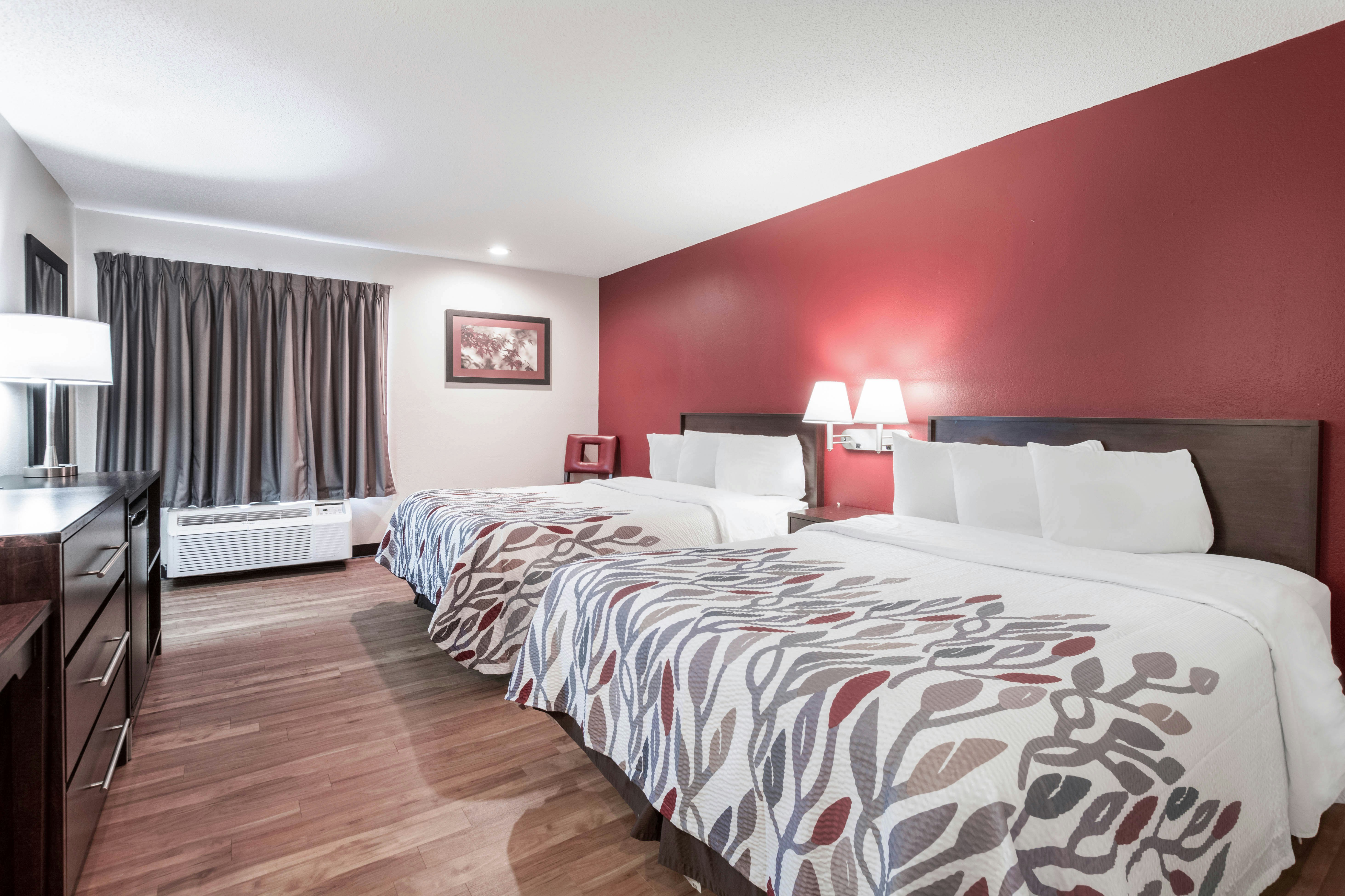 Deluxe 2 Queen Beds Non-Smoking